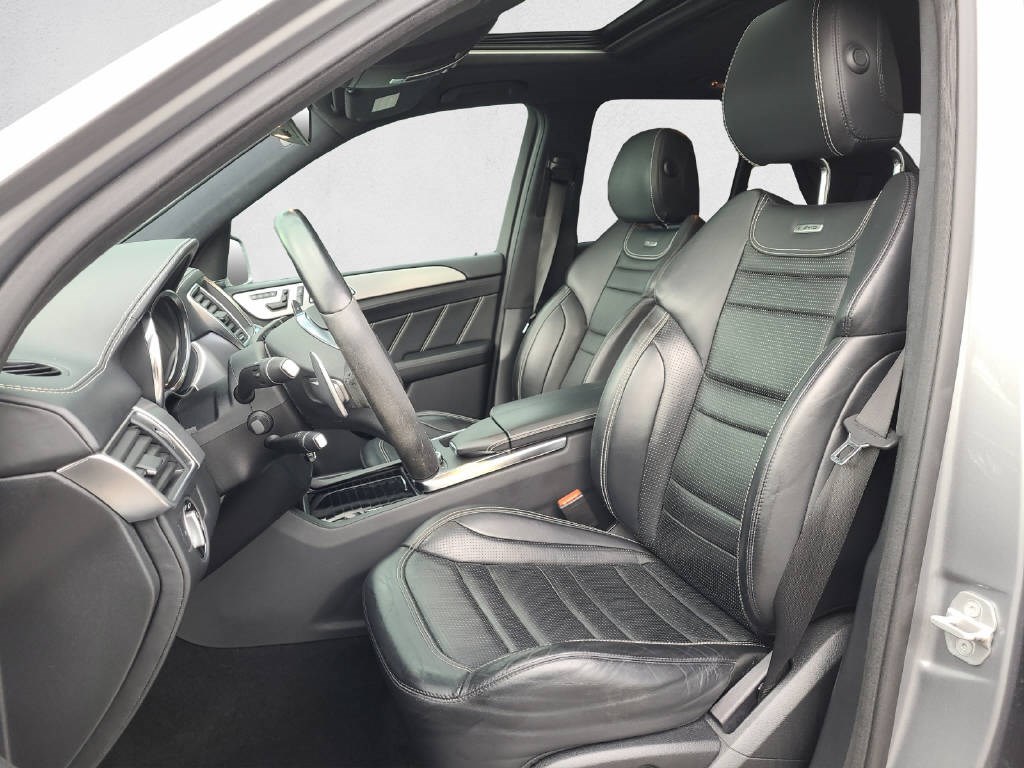 MERCEDES-BENZ ML 63 AMG 4Matic Speedshift-image-2