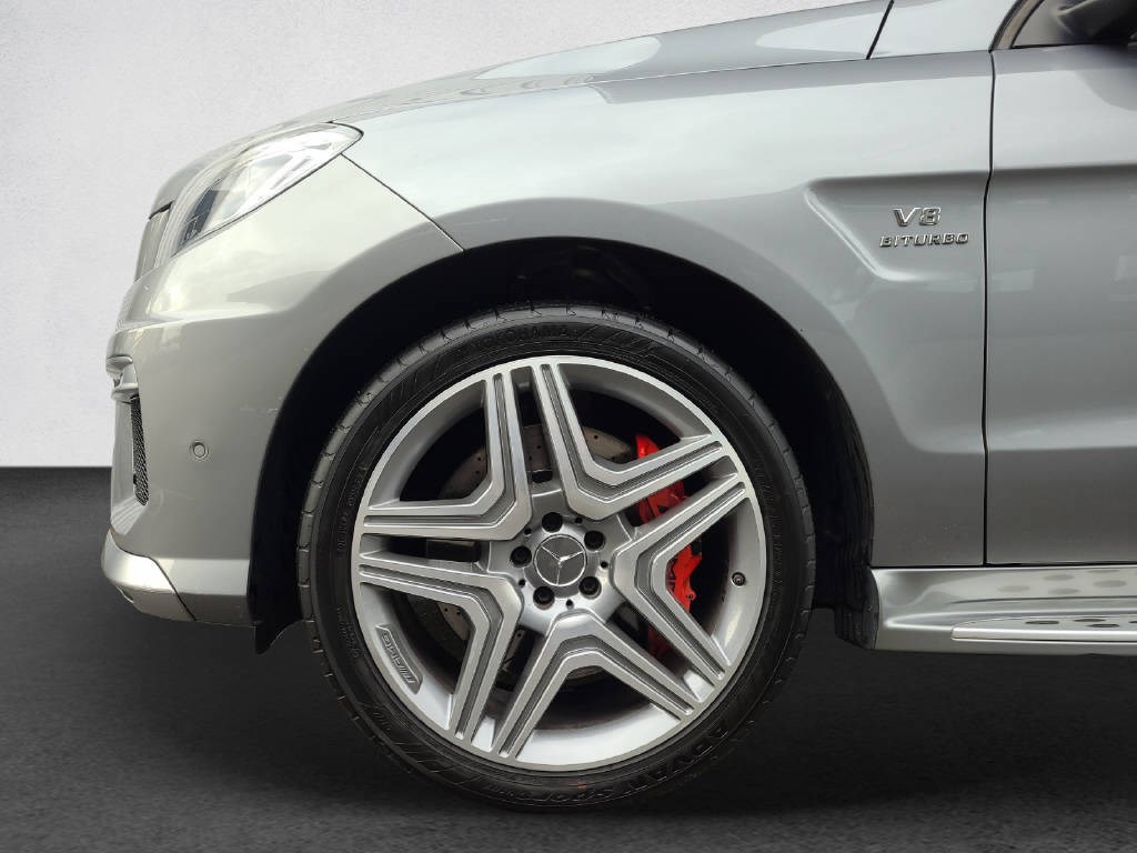 MERCEDES-BENZ ML 63 AMG 4Matic Speedshift-image-3