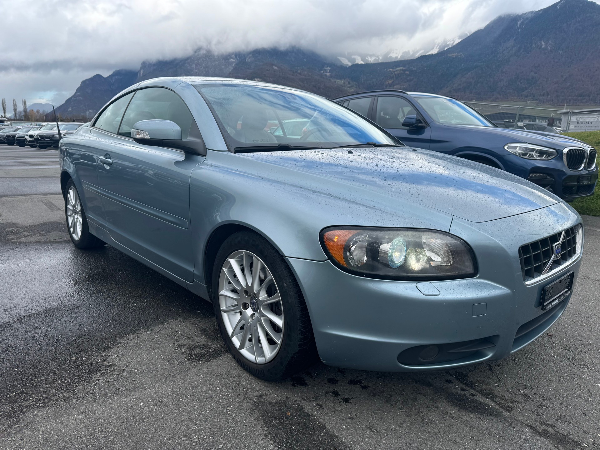 VOLVO C70 T5 Momentum Geartronic-image-2