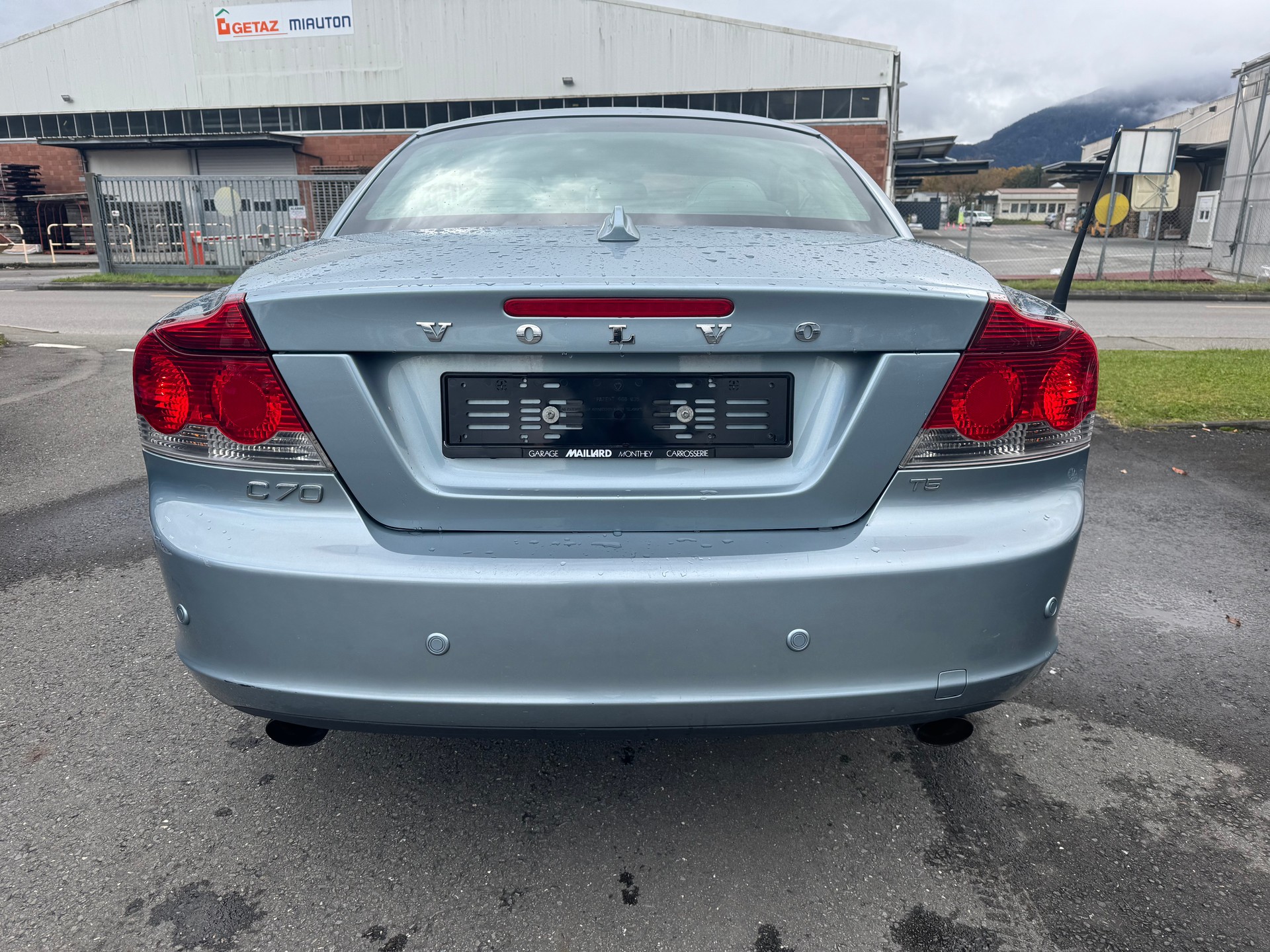 VOLVO C70 T5 Momentum Geartronic-image-4