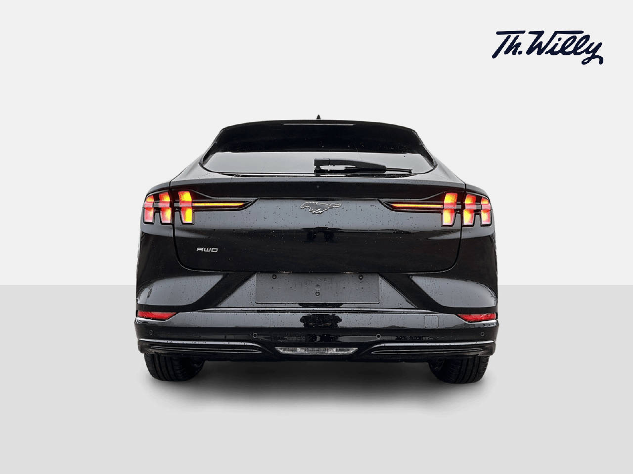 FORD Mustang Mach-E Premium AWD-showroom-element-3
