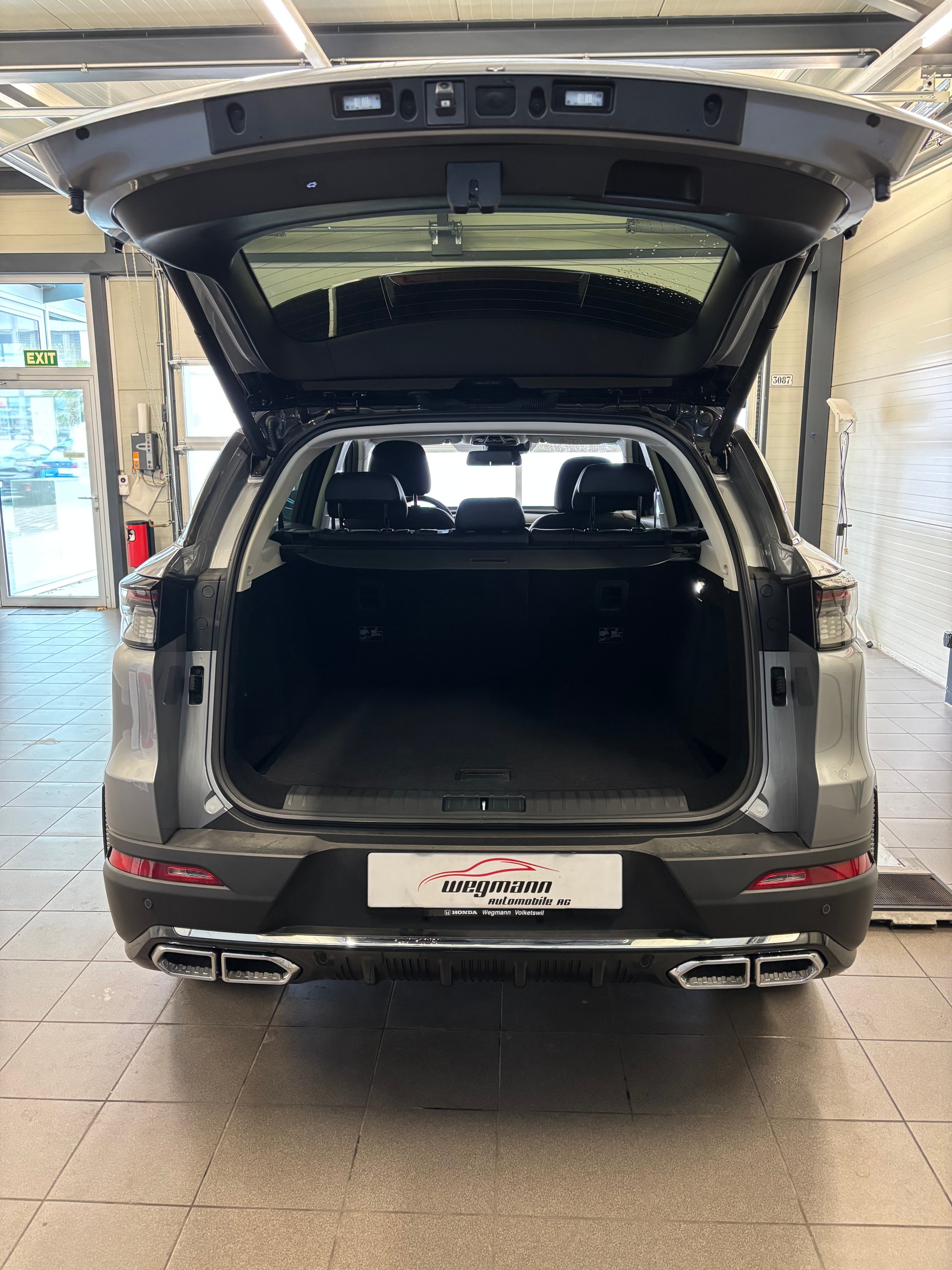 BAIC X7 1.5 Luxury-image-14