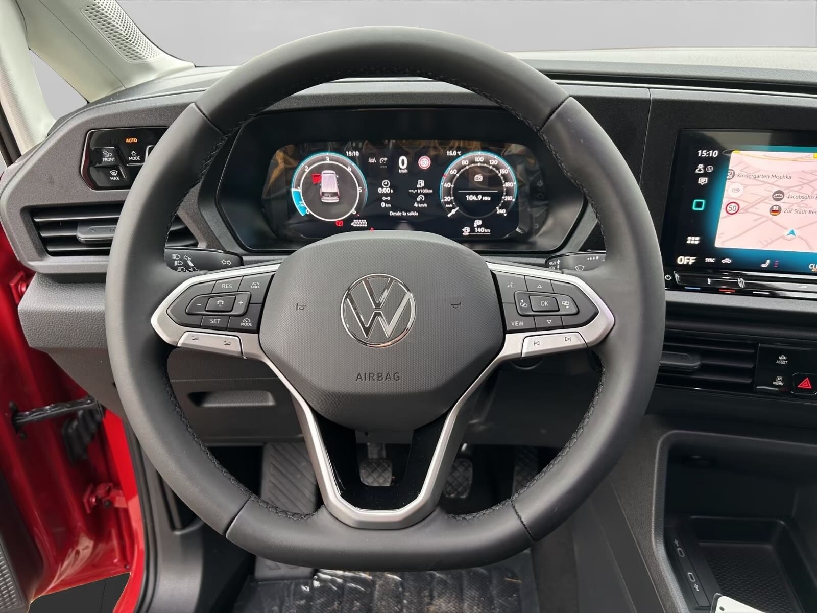 VW Caddy Maxi 2.0 TDI 4Motion-image-16