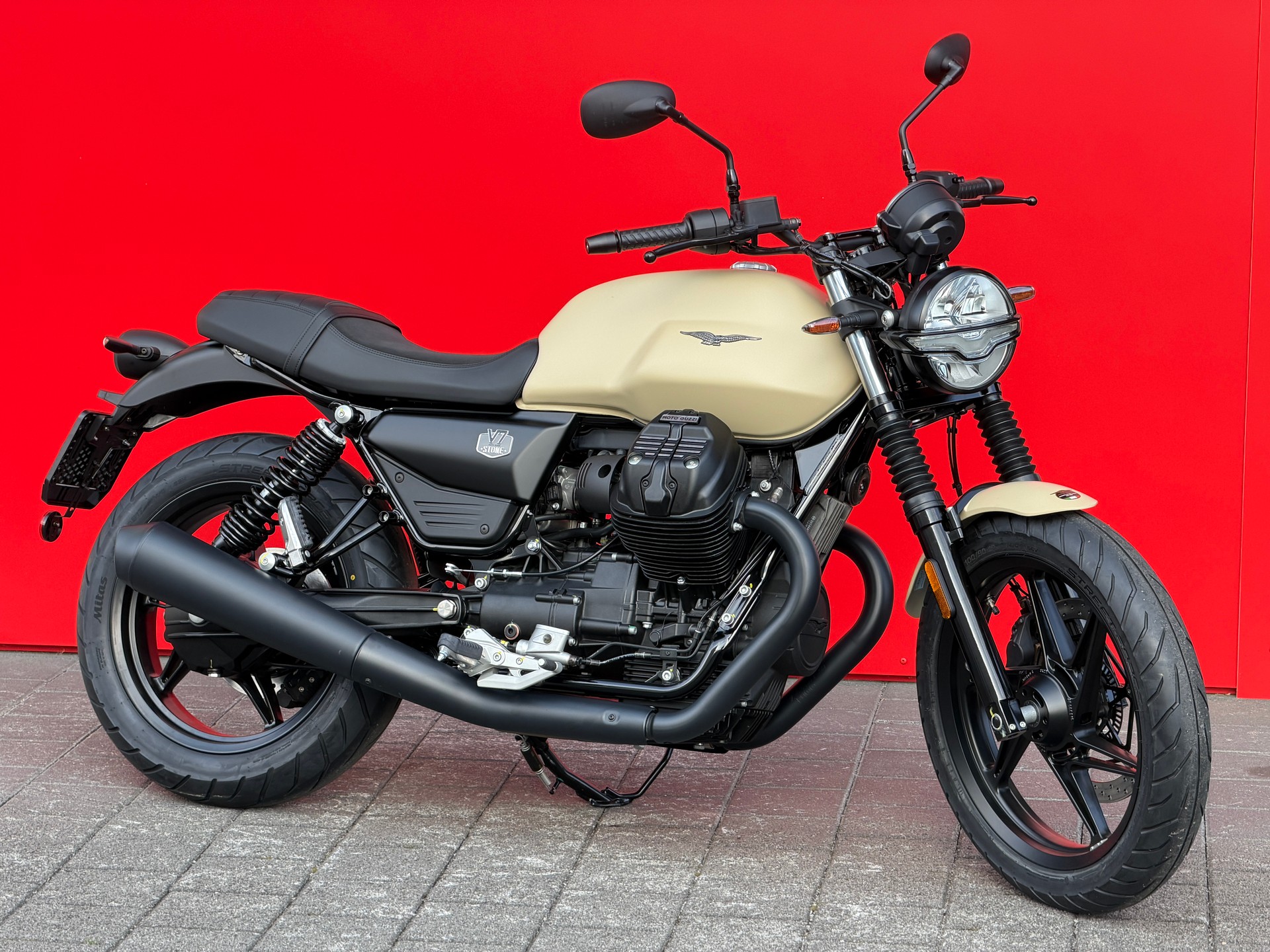 MOTO GUZZI V7 IV 850 Stone E5+-image-1
