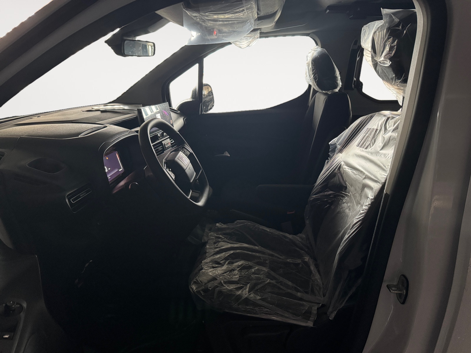 FIAT Doblo 1.5 BlueHDi L2 800kg Crew Van Easy Pro-image-6