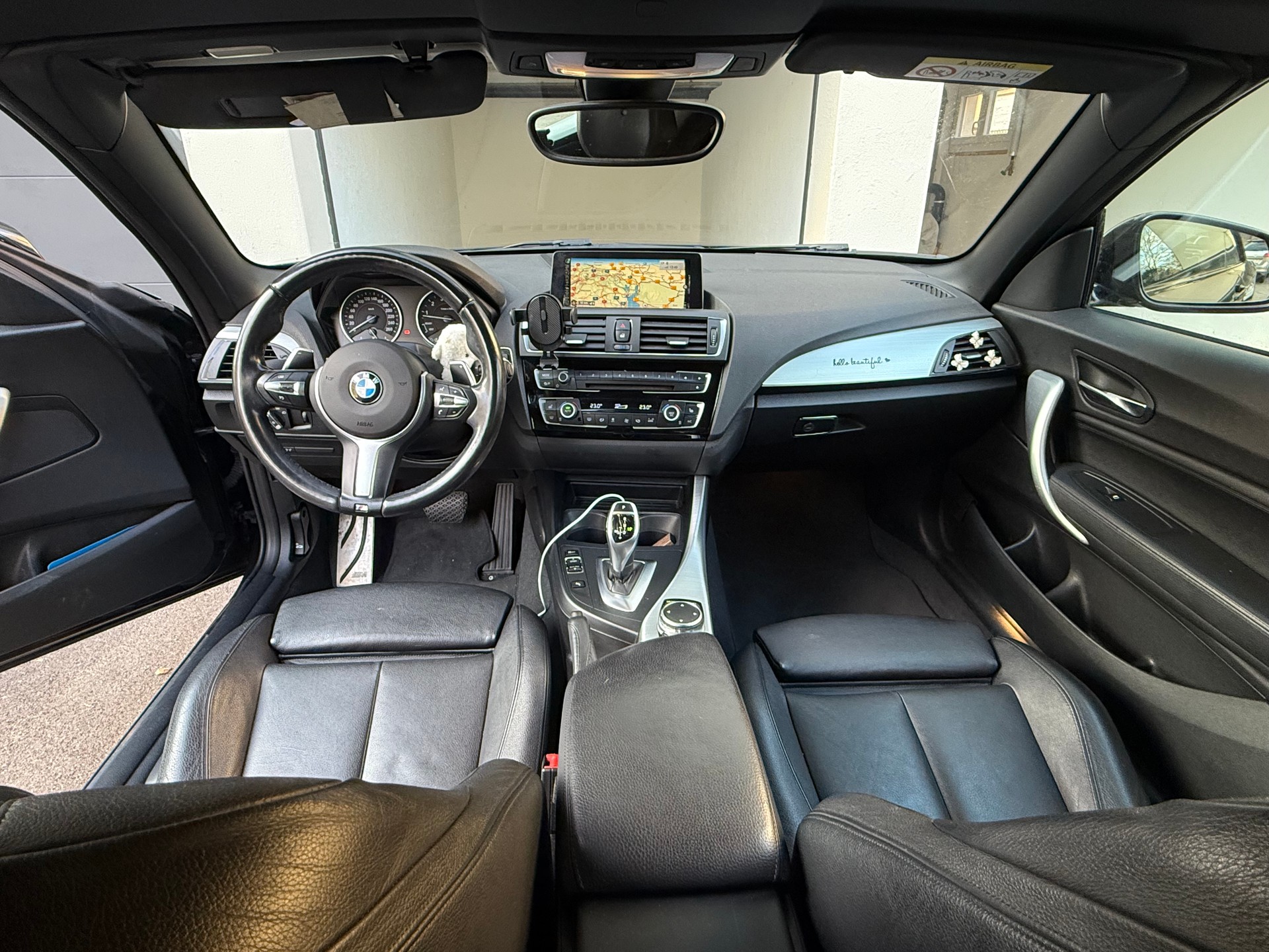 BMW 220i M Sport Steptronic-image-2
