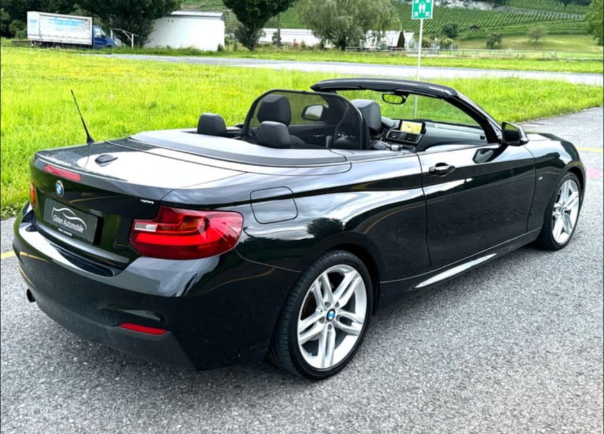 BMW 220i M Sport Steptronic-image-1