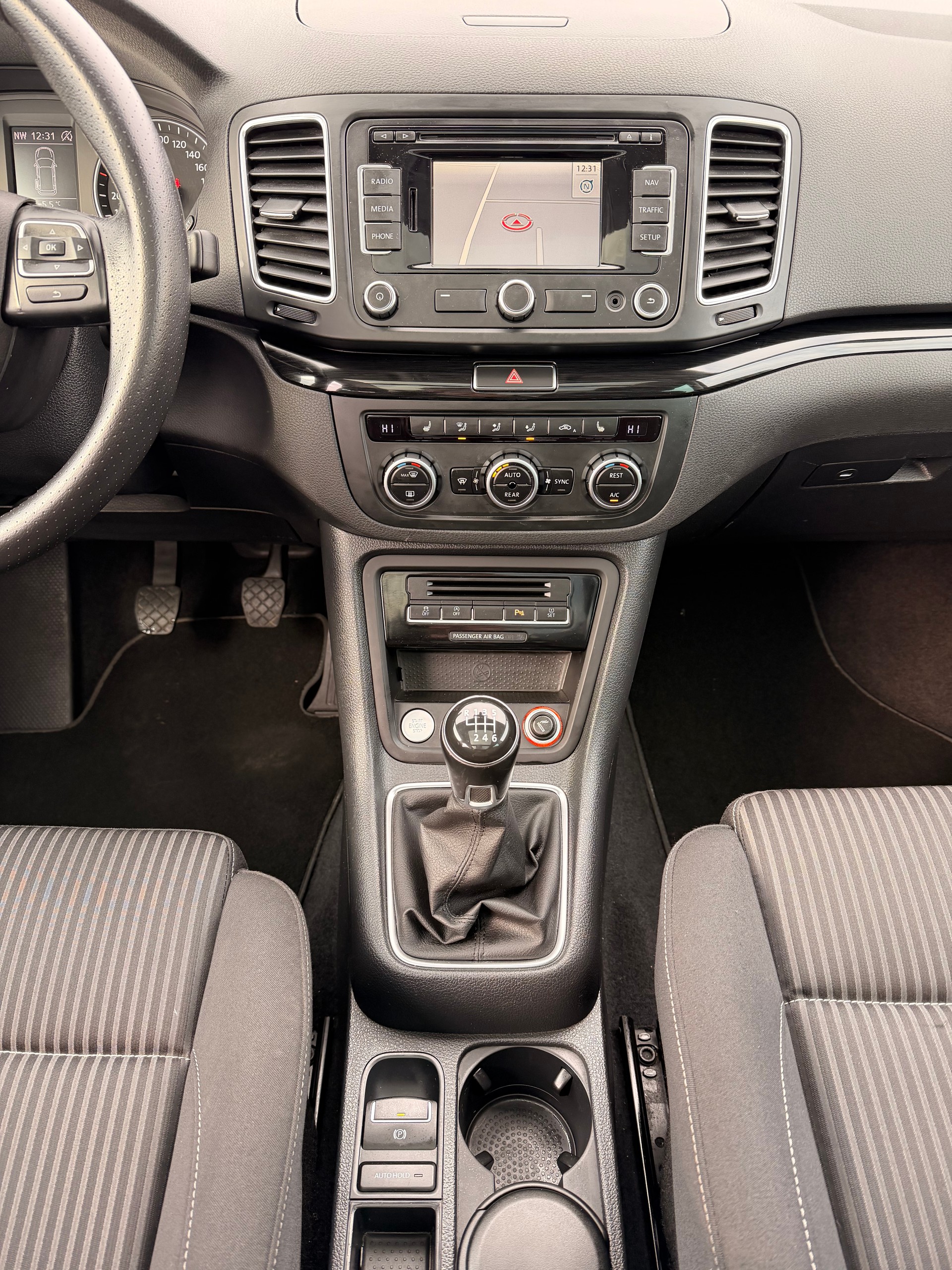 SEAT Alhambra 2.0 TDI ITECH 4x4-image-9