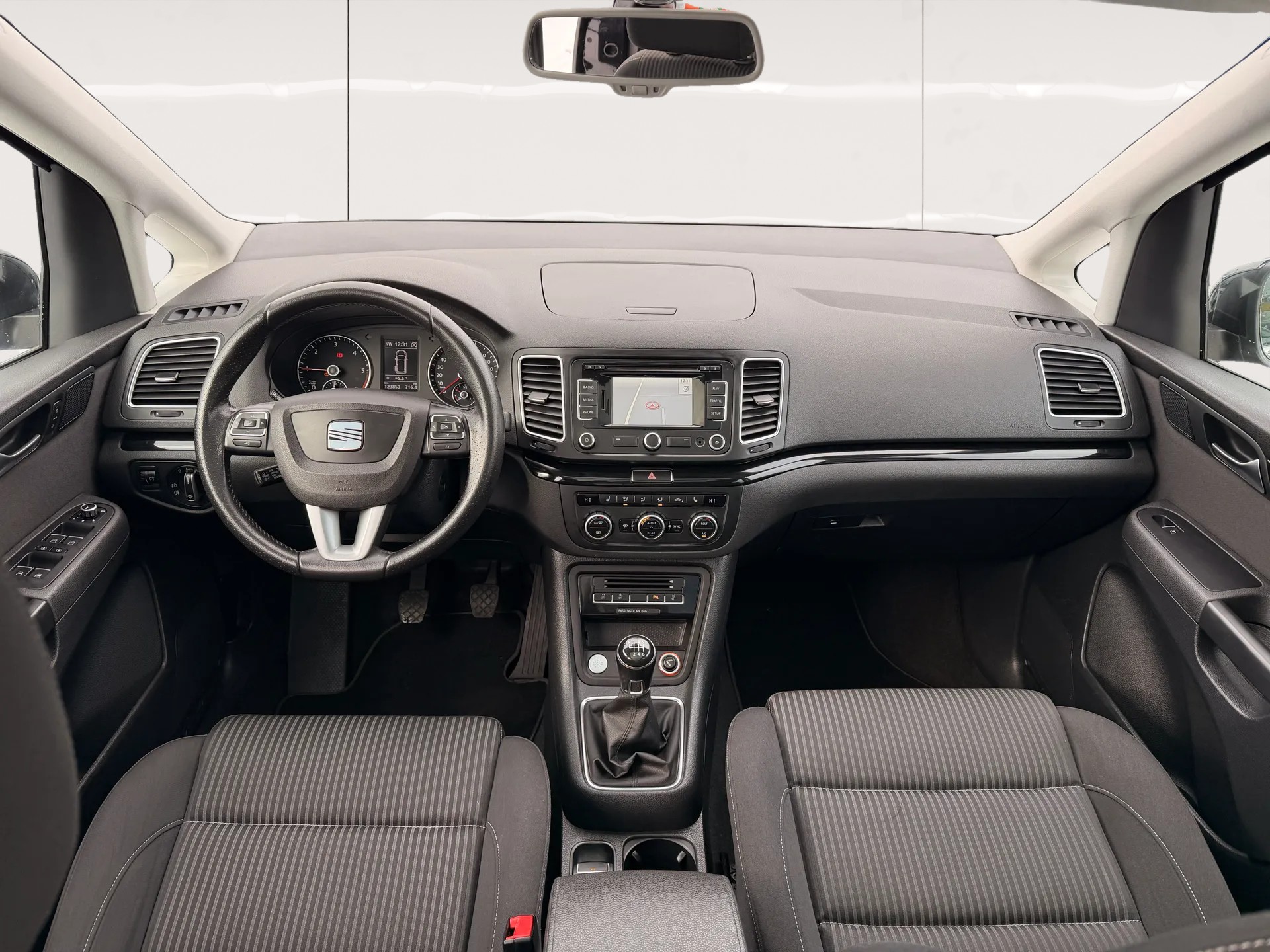 SEAT Alhambra 2.0 TDI ITECH 4x4-image-8