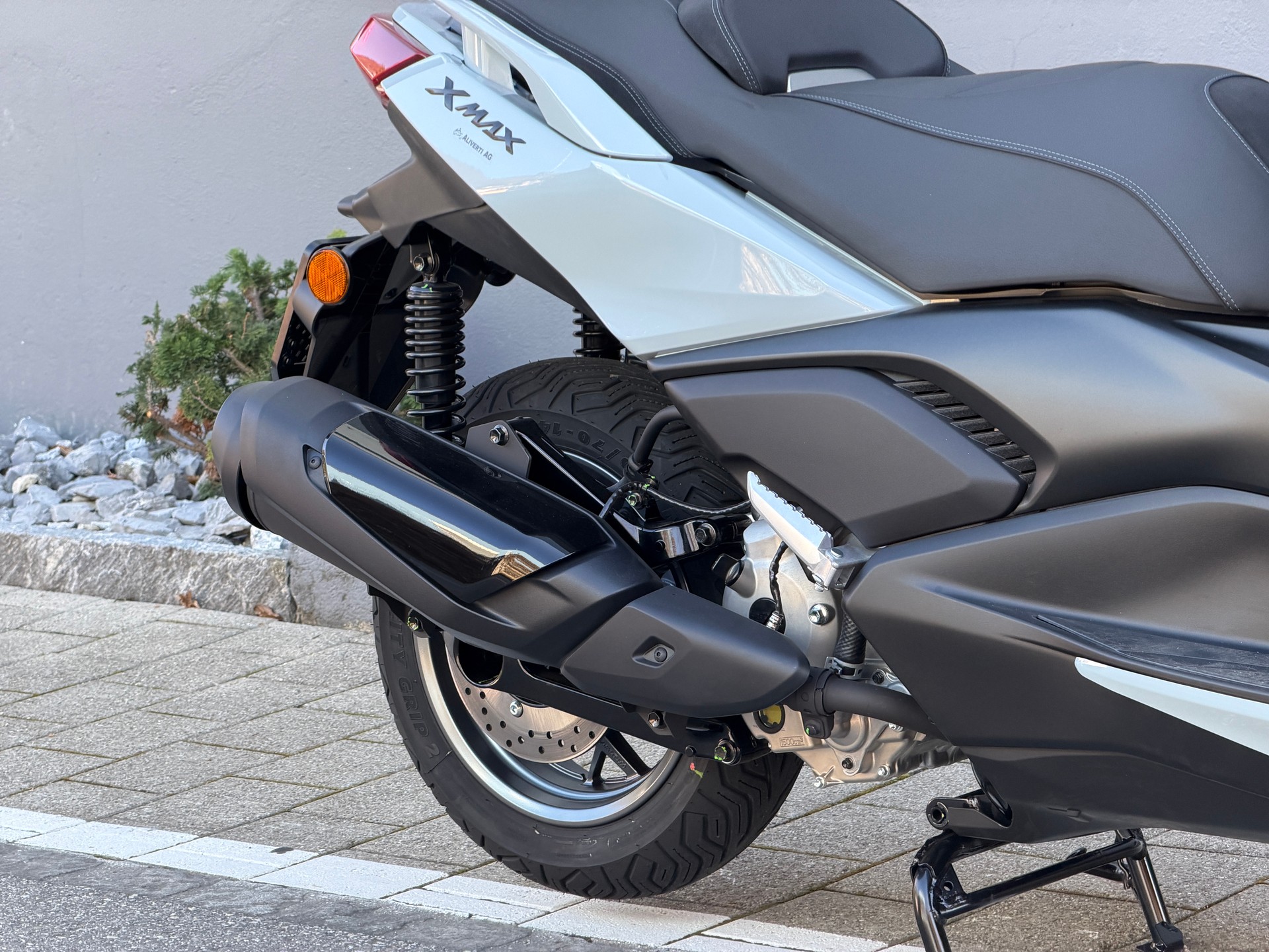 YAMAHA XMAX 300 Tech MAX+ 2026-image-12