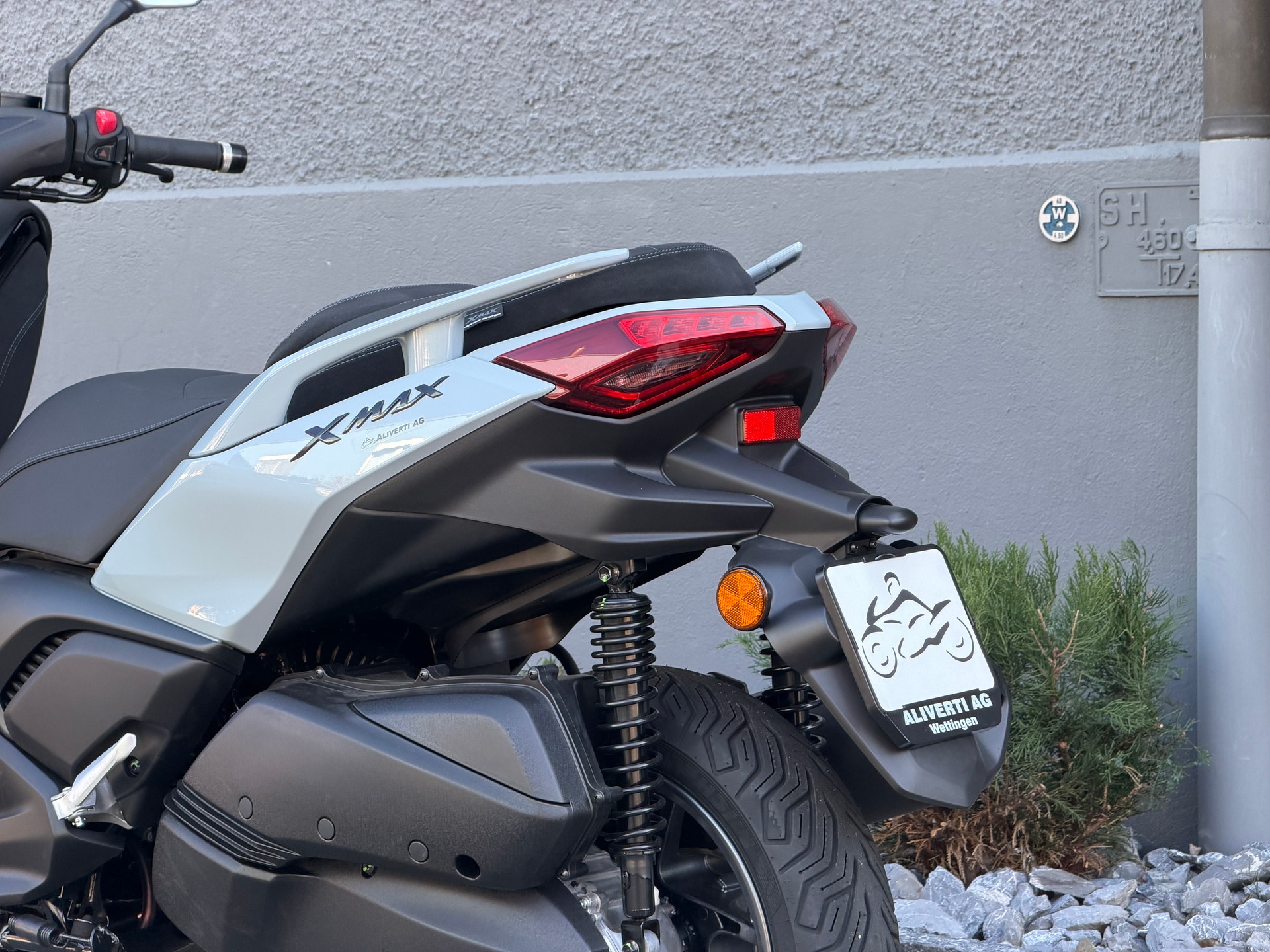 YAMAHA XMAX 300 Tech MAX+ 2026-image-8