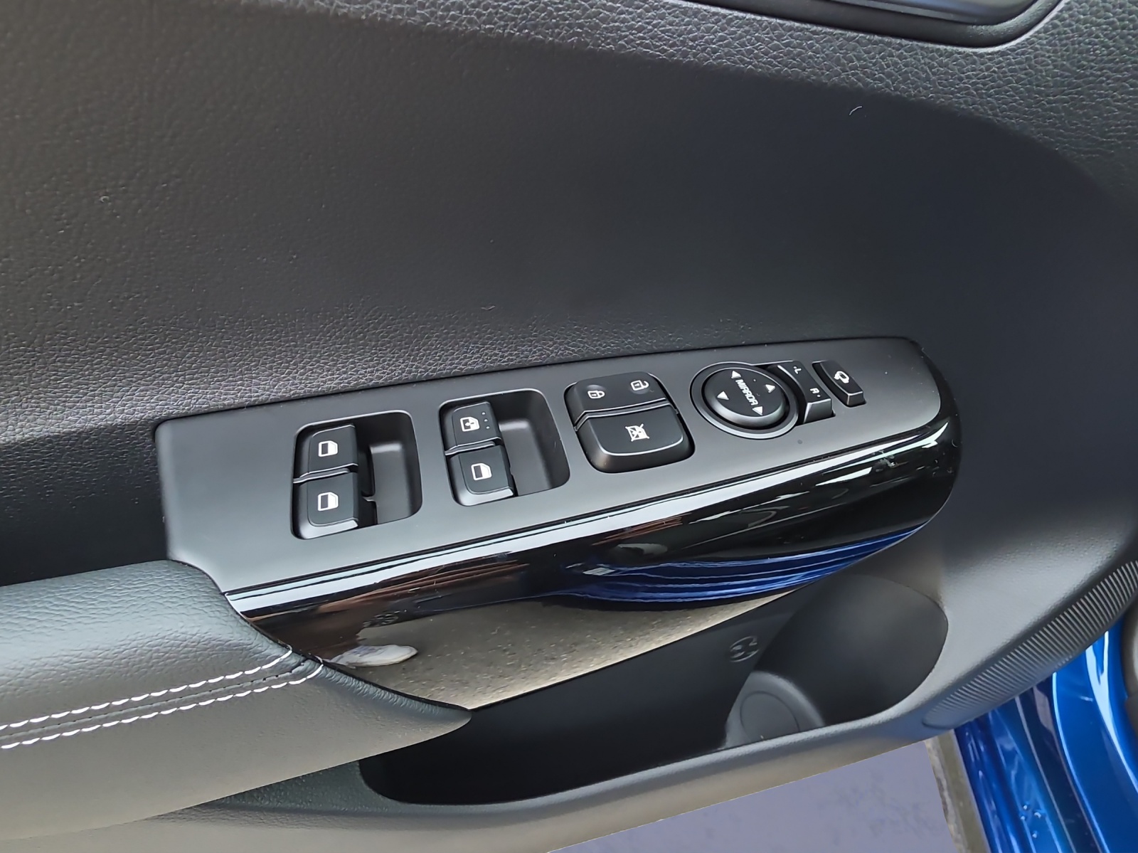 KIA Picanto 1.0 GDi GT Line-image-12