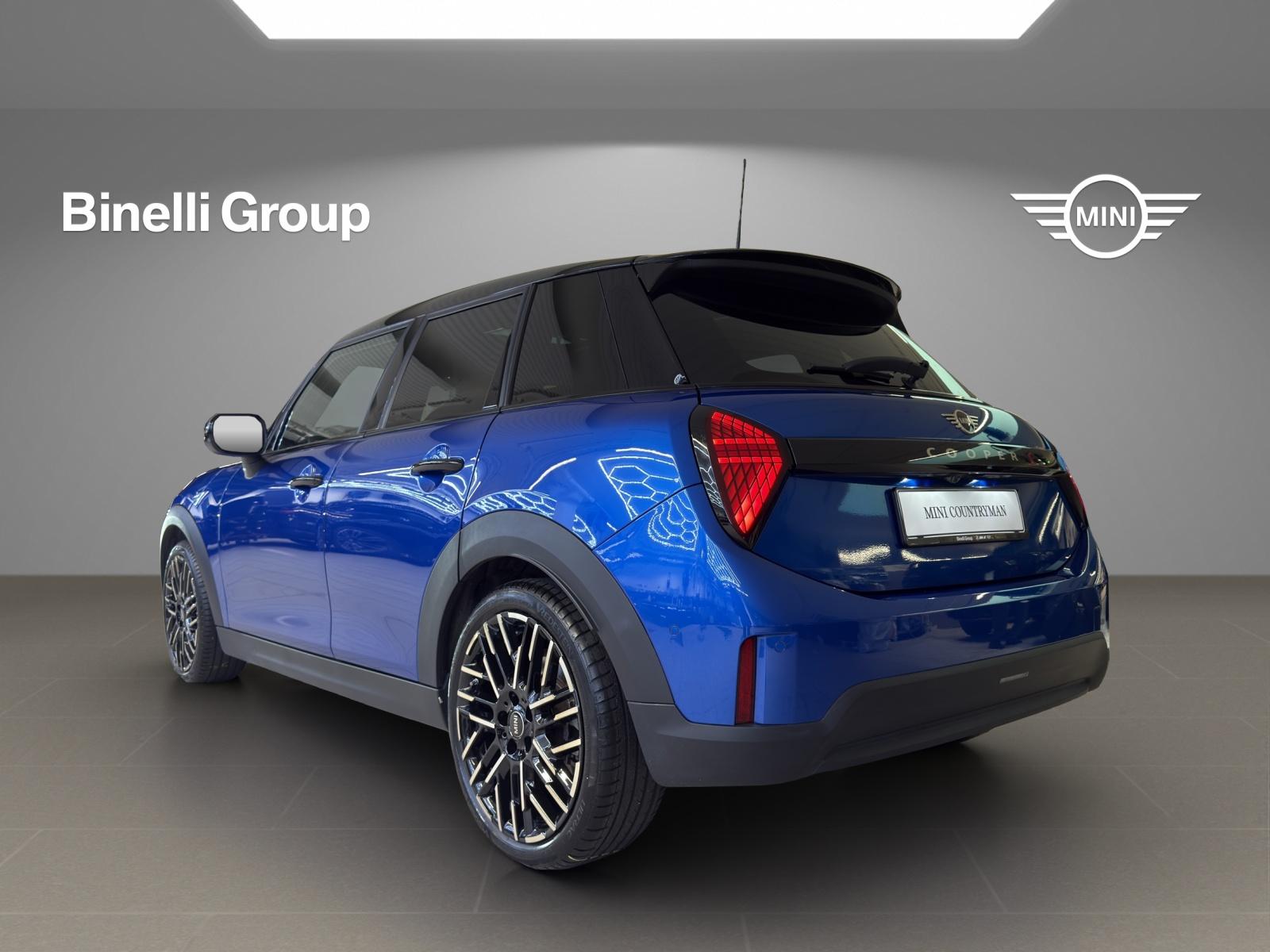 MINI Cooper S-showroom-element-2