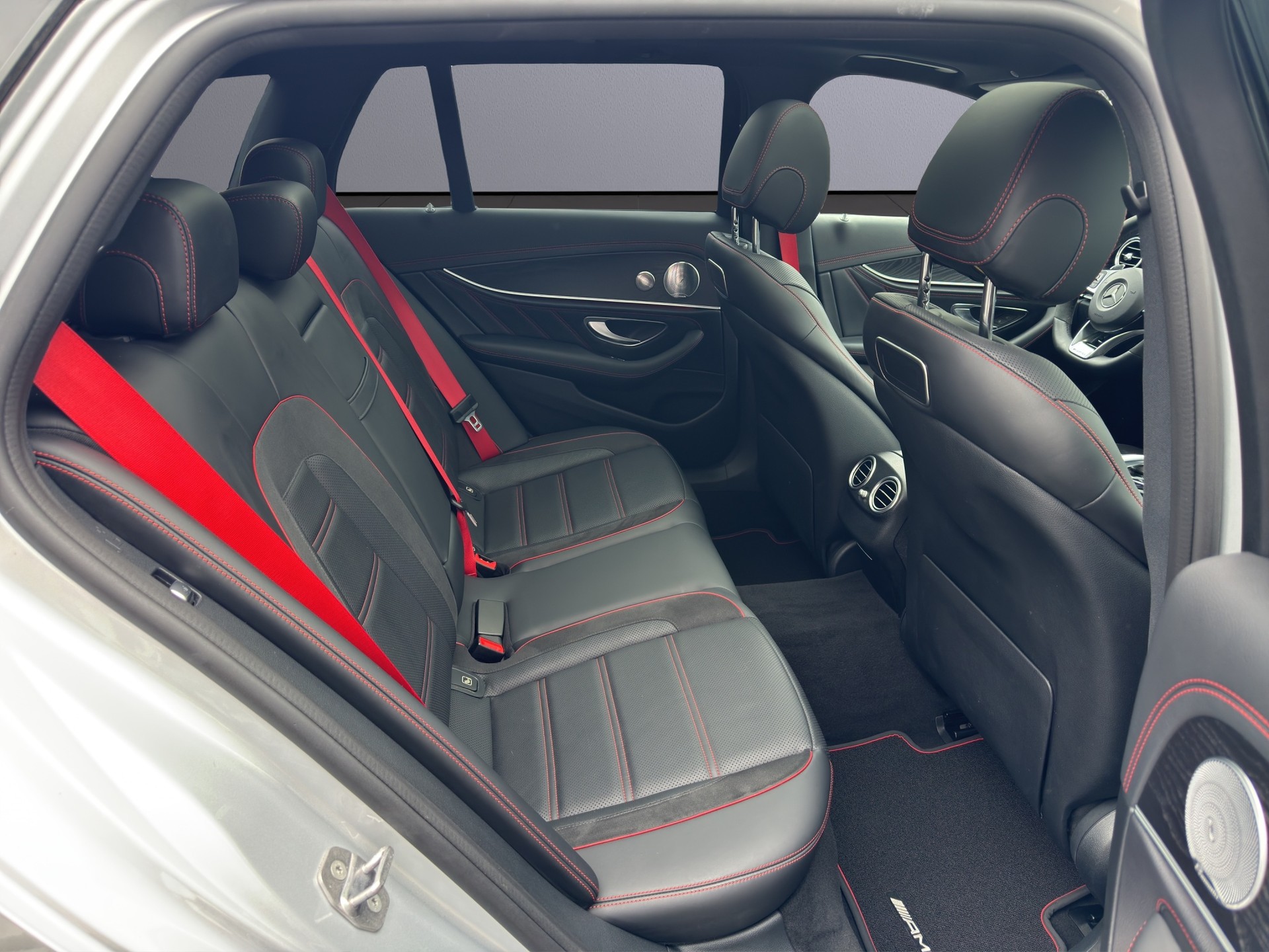 MERCEDES-BENZ E 43 AMG 4 Matic 9G-Tronic-image-16