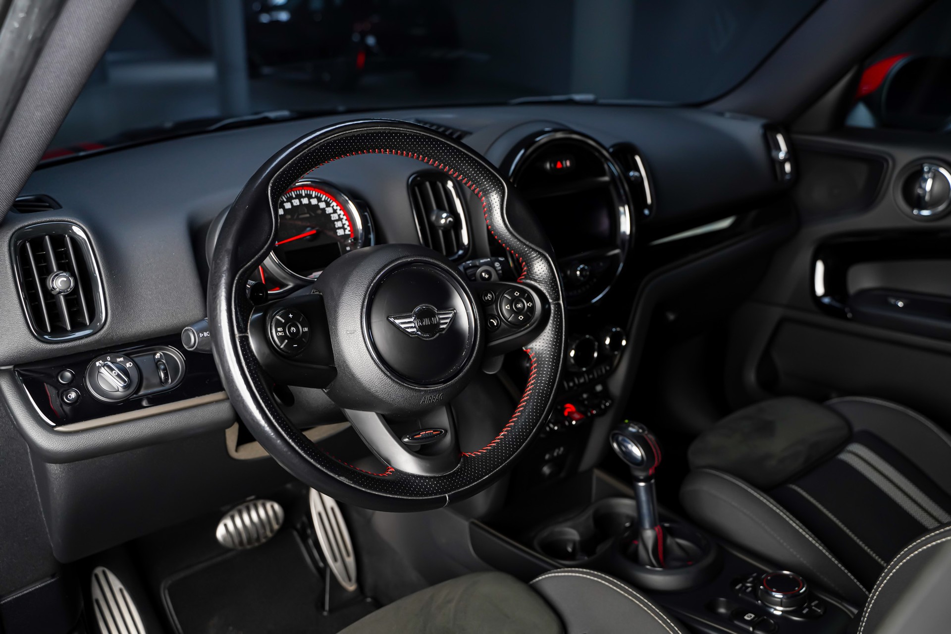 MINI Countryman John Cooper Works ALL4 Steptronic-image-10