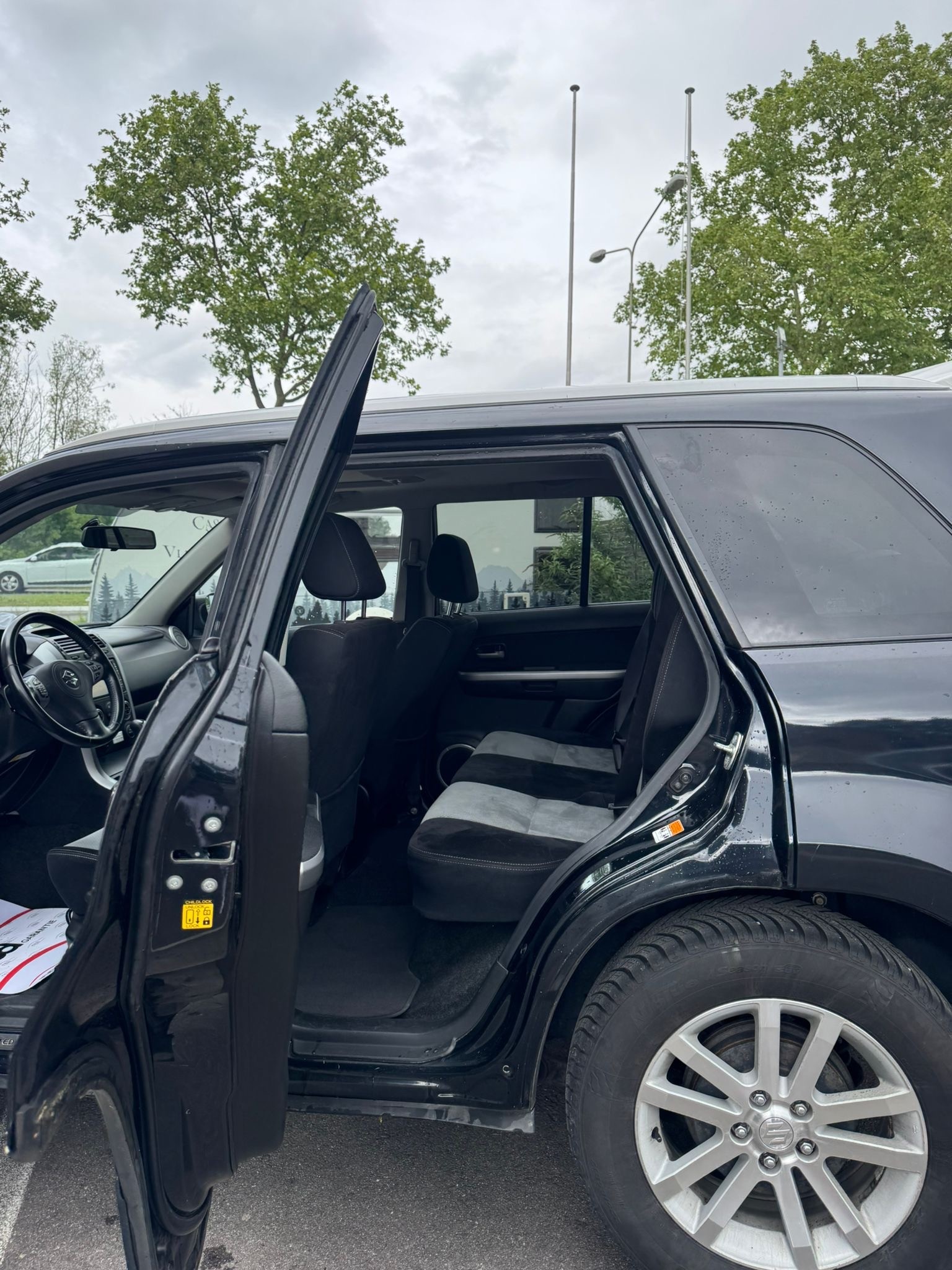 SUZUKI GRAND VITARA-image-8