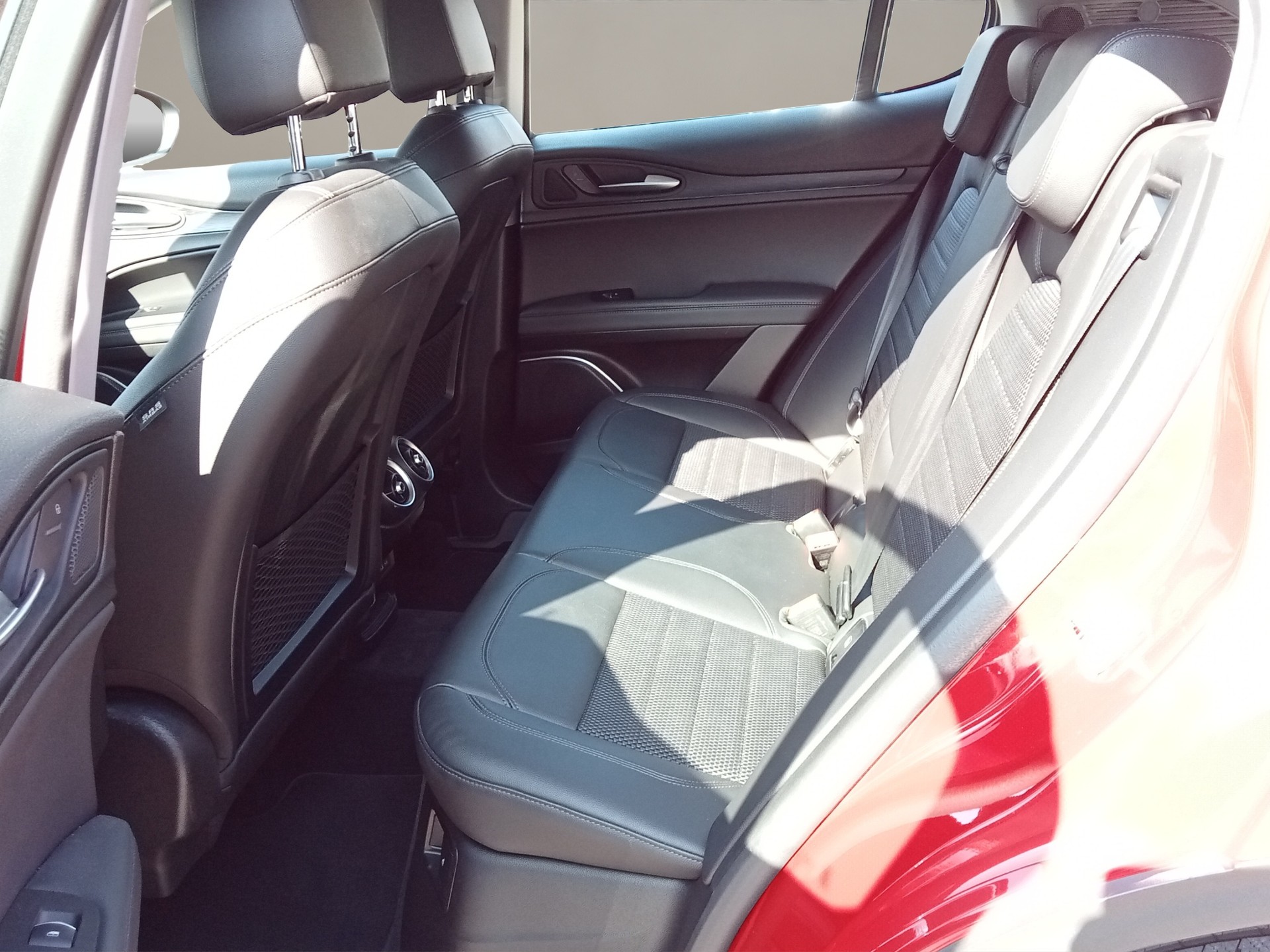 ALFA ROMEO Stelvio 2.0 Super Q4 Automatic-image-12