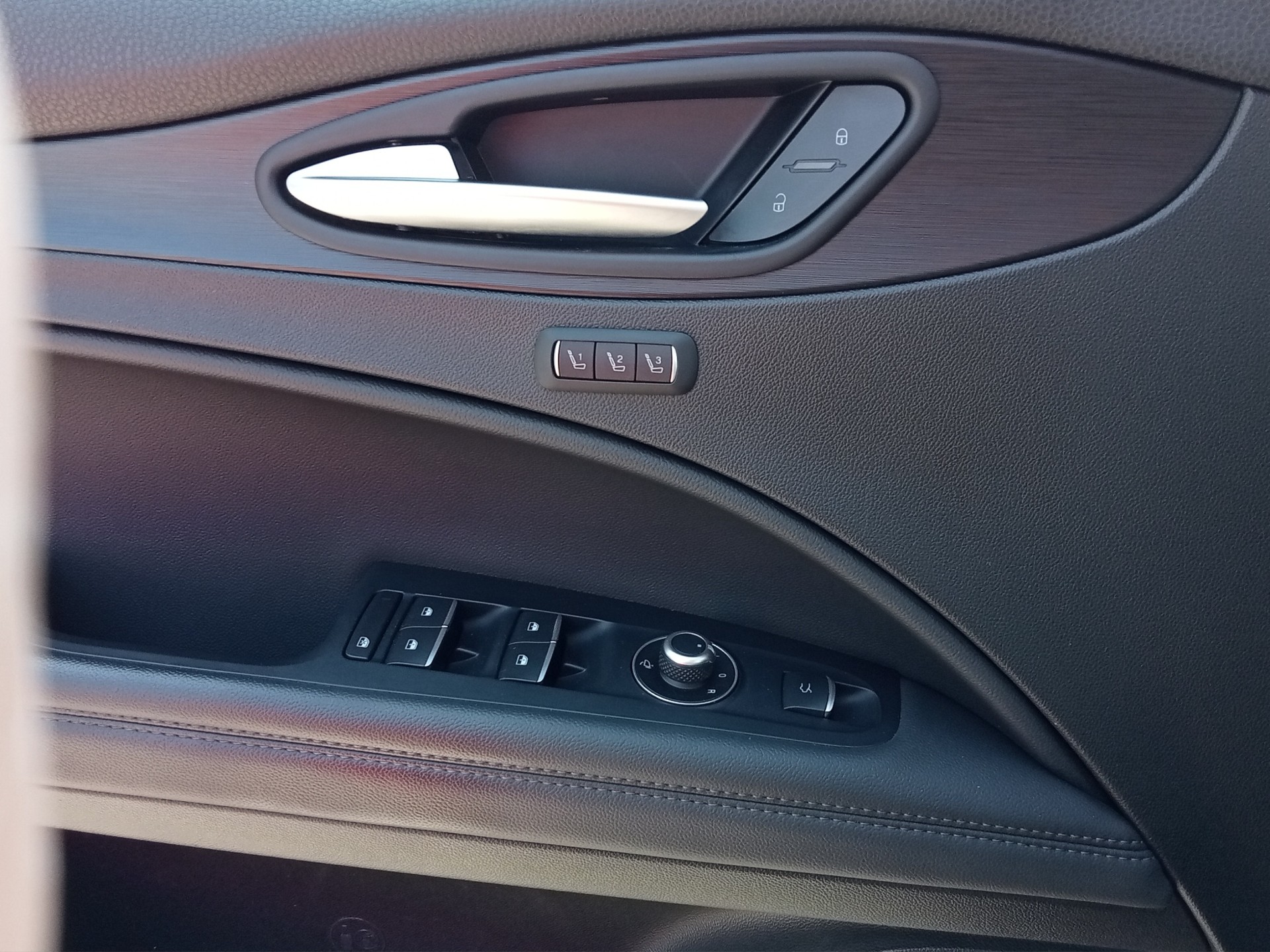 ALFA ROMEO Stelvio 2.0 Super Q4 Automatic-image-15