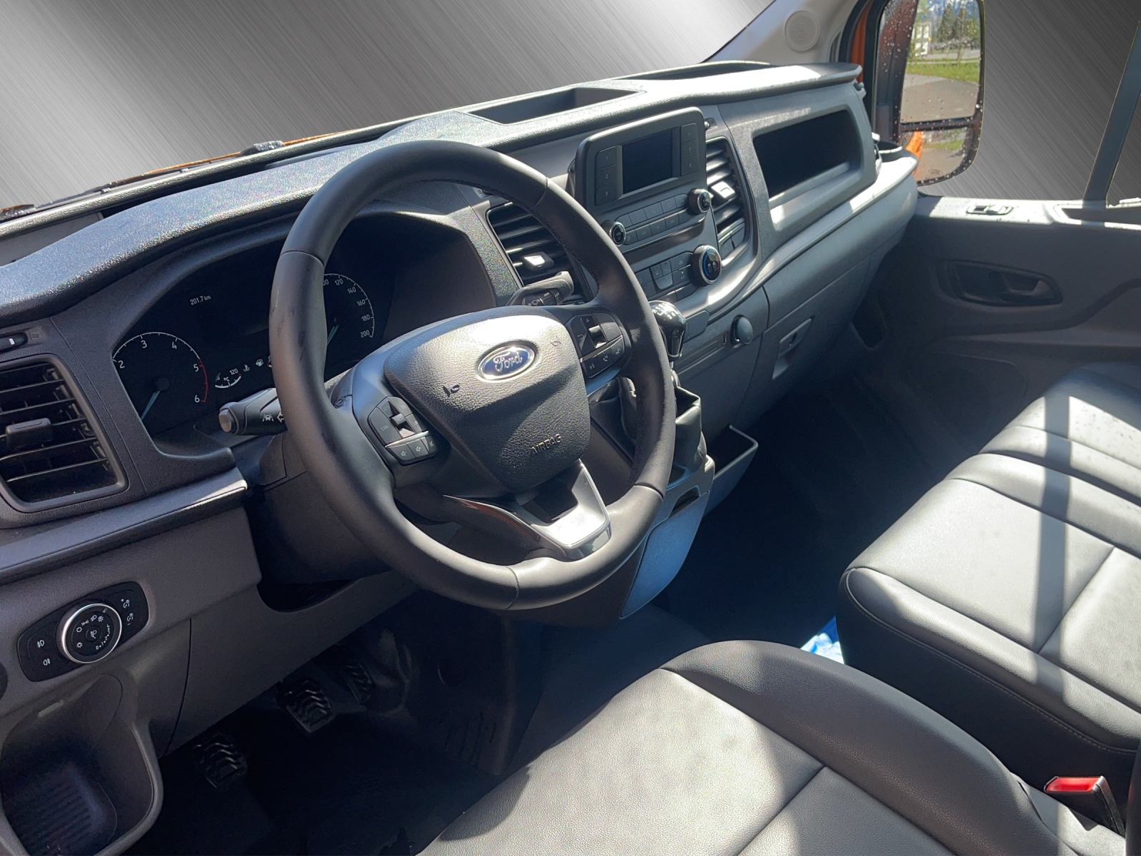 FORD Transit Van 350 L3H2 2.0 EcoBlue Trend-image-8