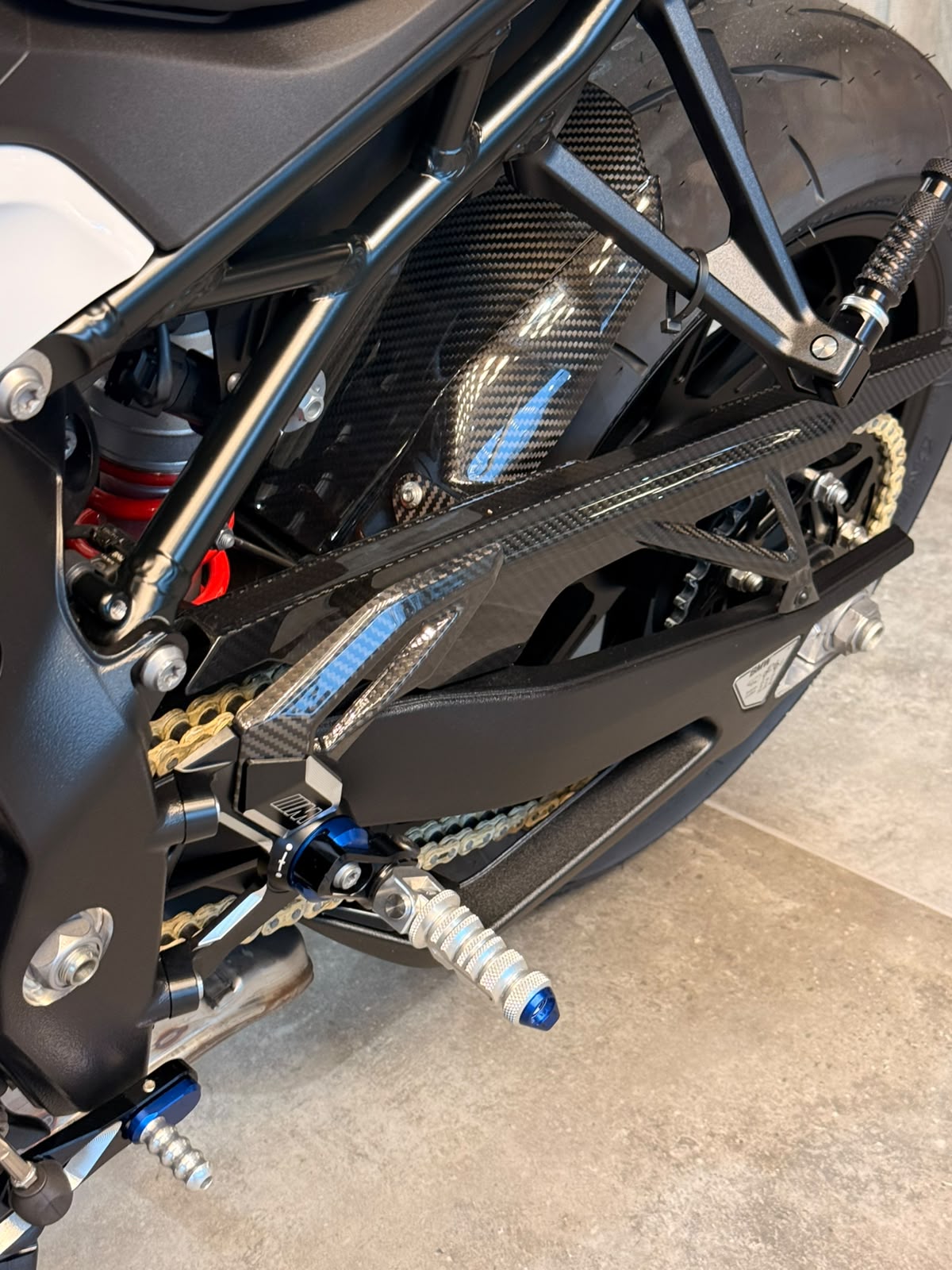 BMW S 1000 R M-image-3