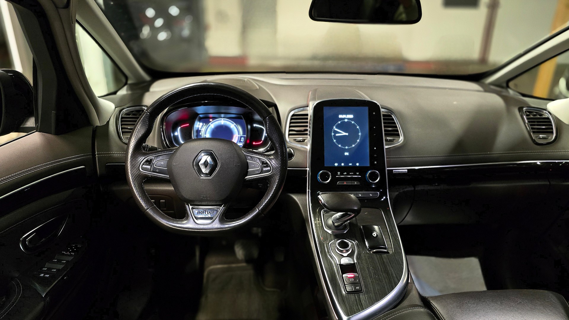 RENAULT Espace 1.6 dCi Initiale Paris EDC-image-17
