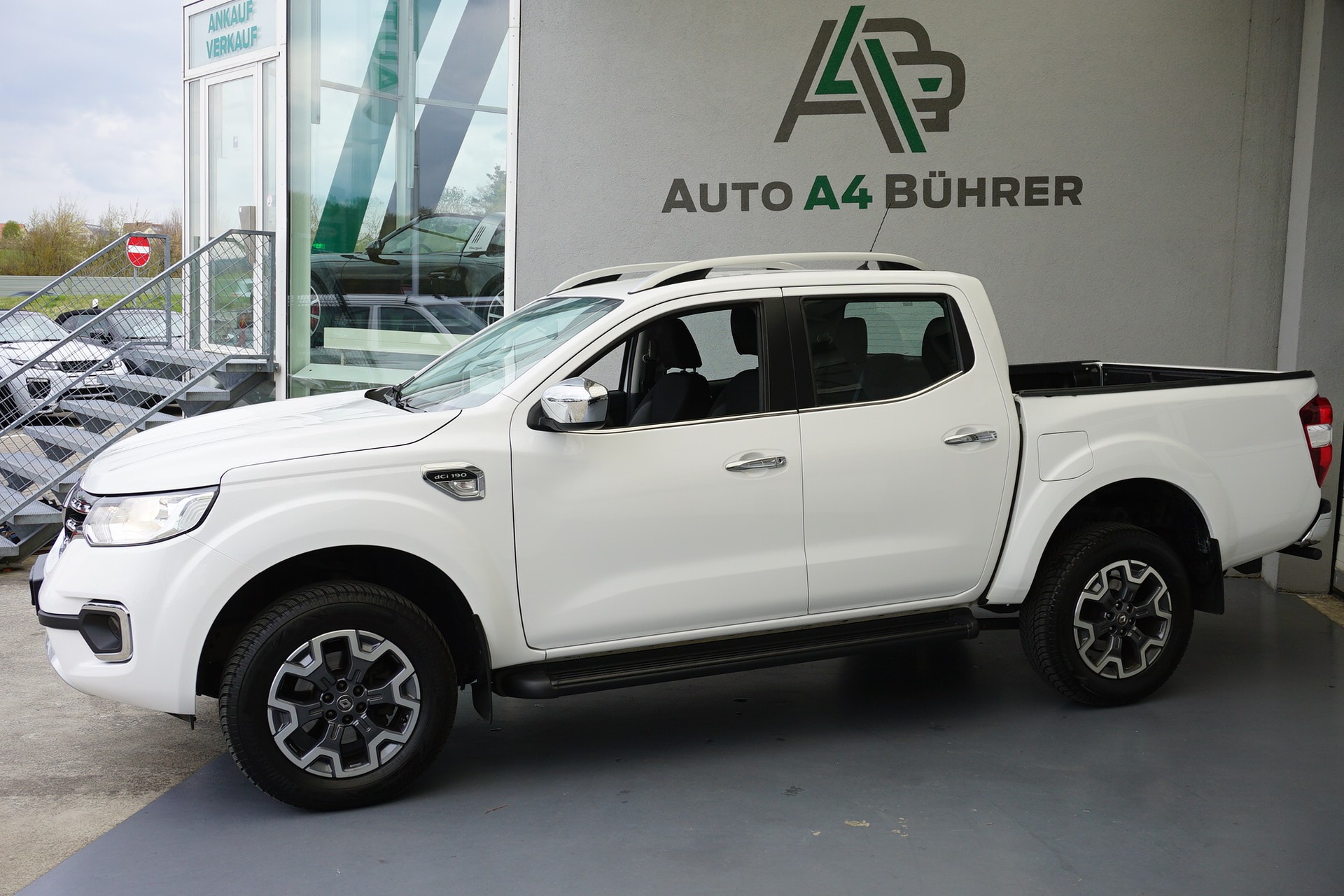 RENAULT Alaskan DC dCi190 Zen-showroom-element-3
