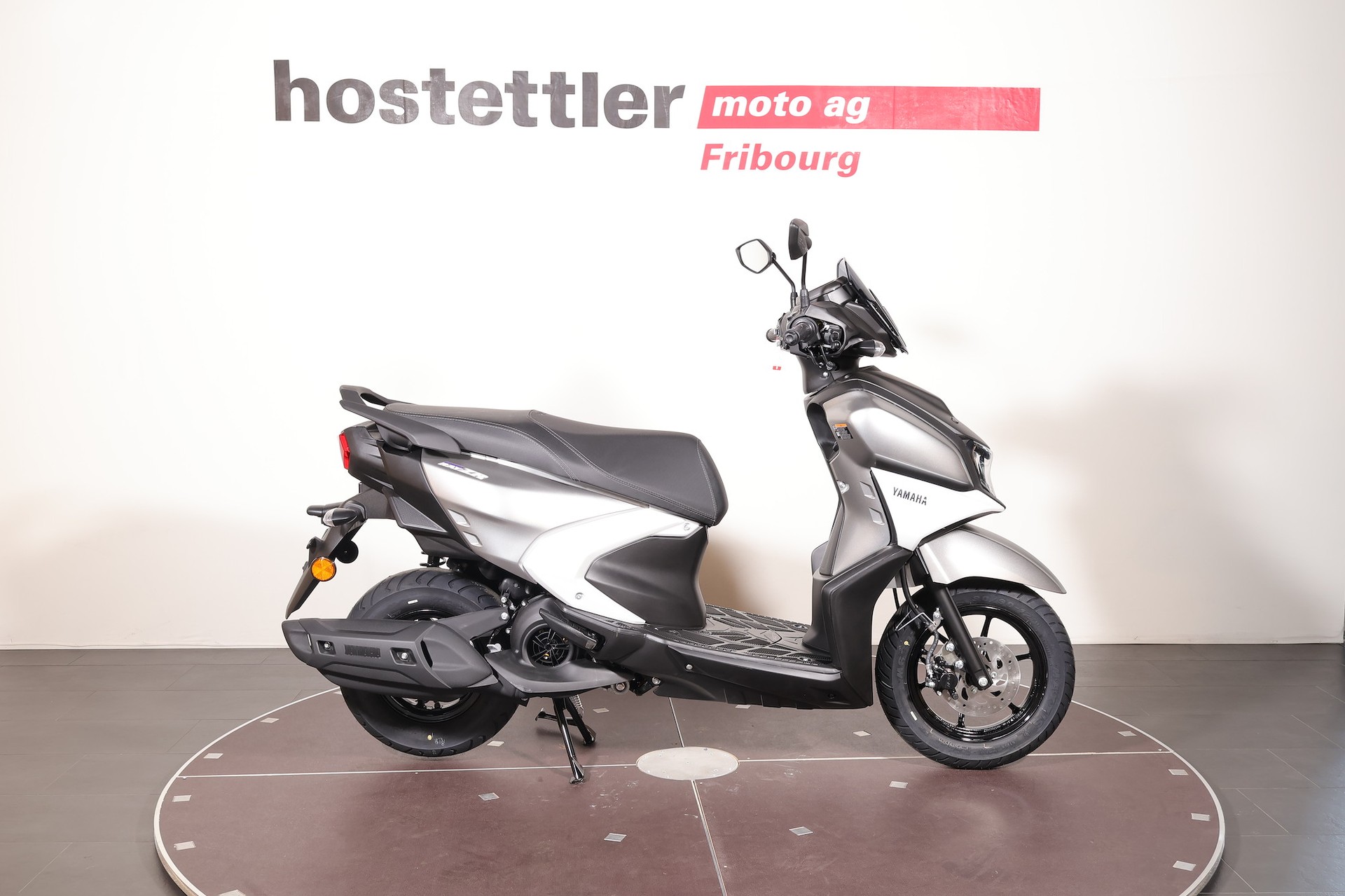 YAMAHA RayZR-image-1