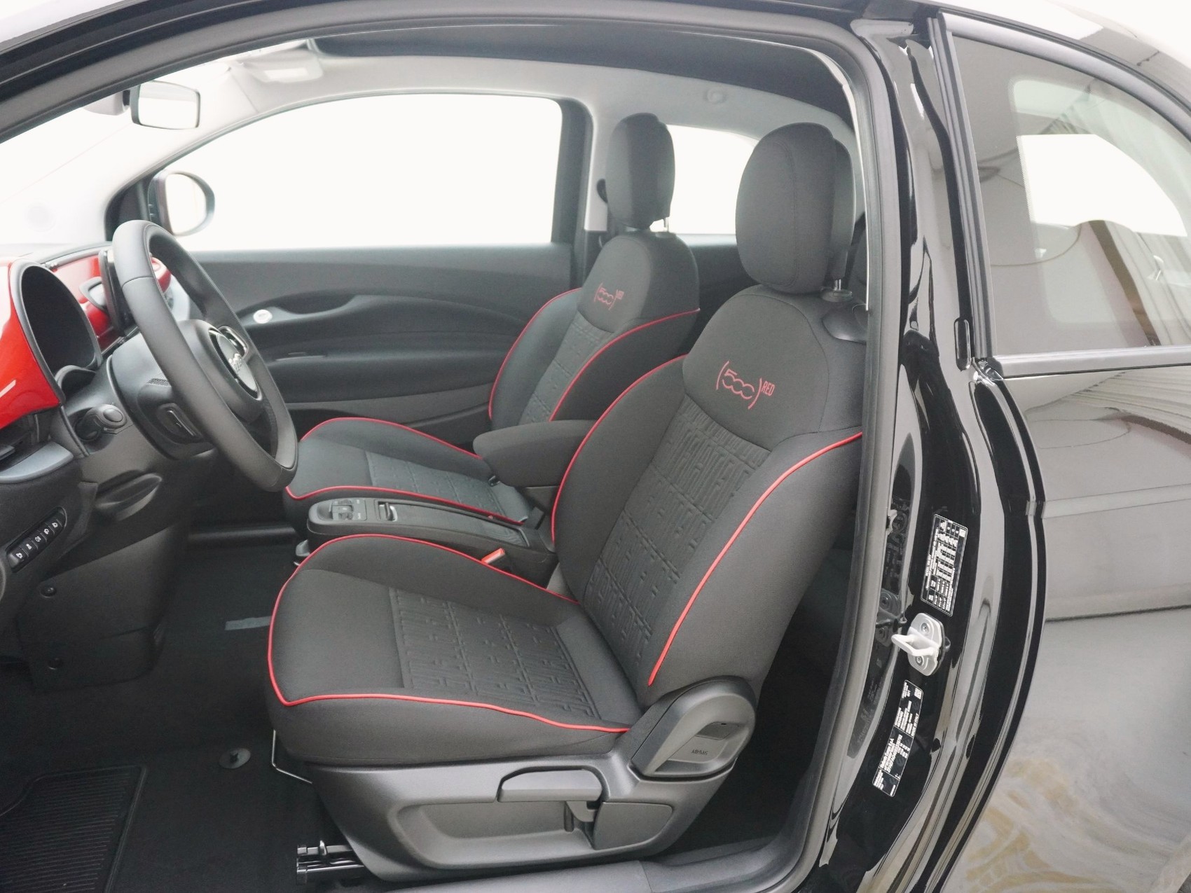 FIAT 500 Cabrio Red-image-14