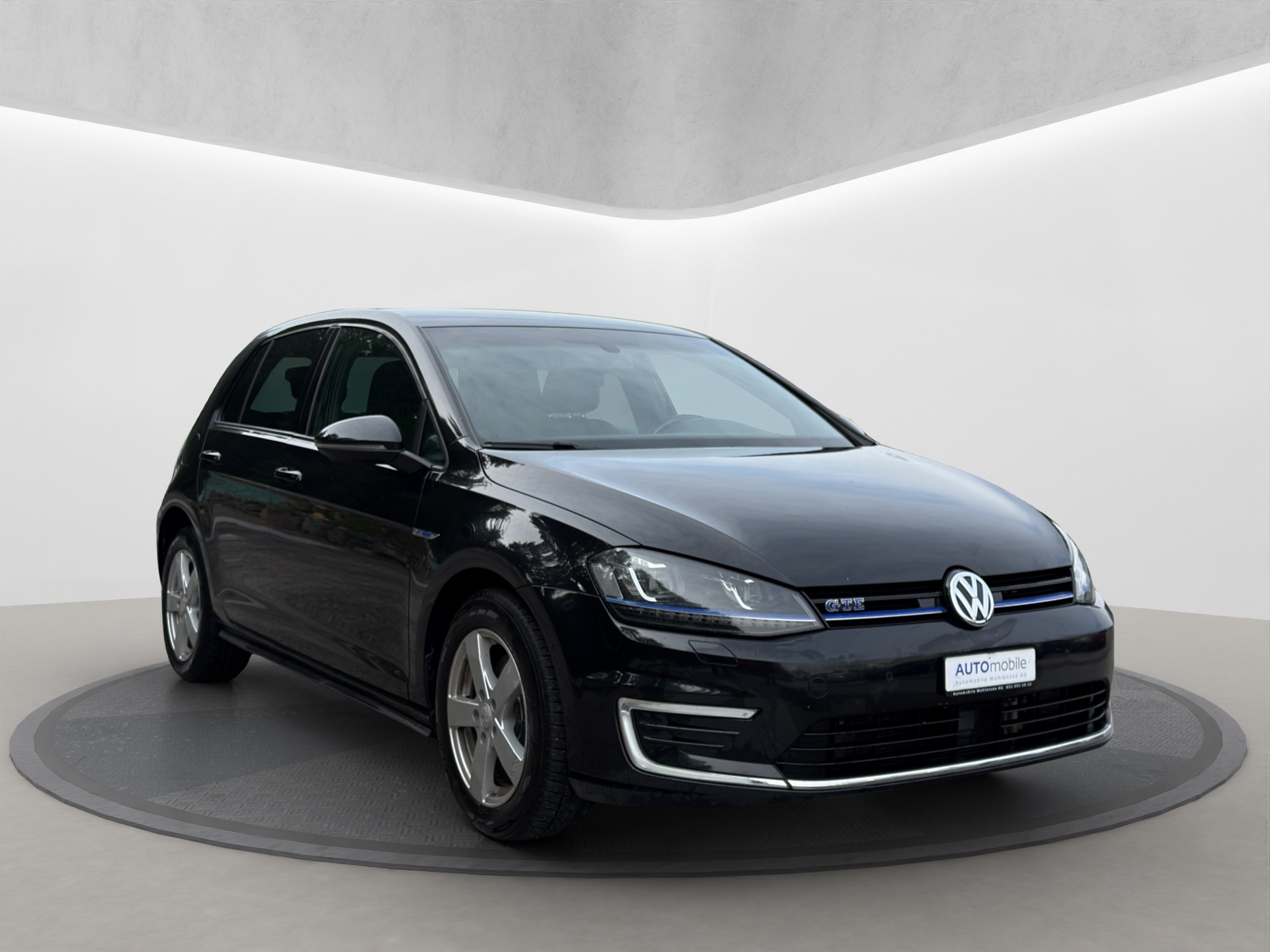 VW Golf 1.4 TSI GTE DSG-showroom-element-3