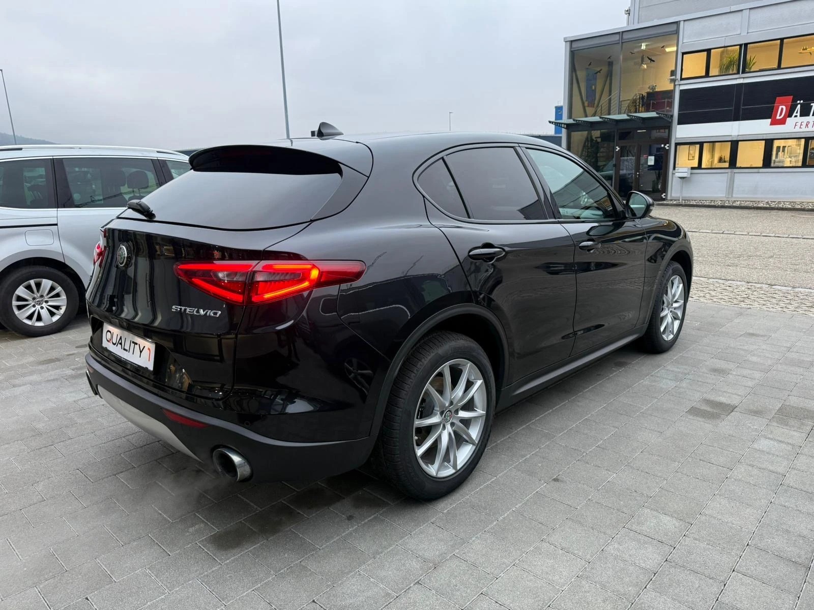 ALFA ROMEO Stelvio 2.0 Executive Q4 Automatic-image-6
