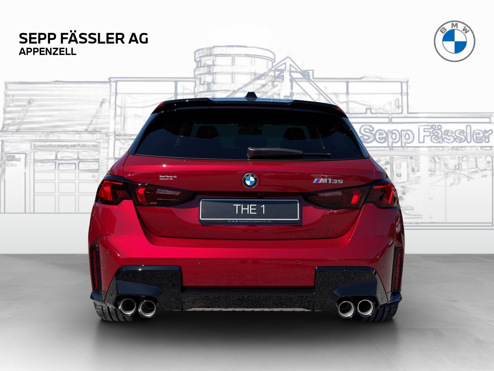 BMW M135 xDrive-showroom-element-3