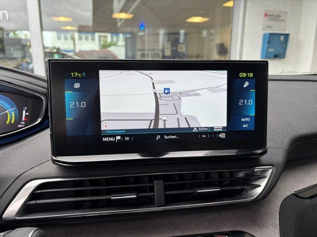 PEUGEOT 3008 300e Hybrid4 GT Pack EAT8-image-15