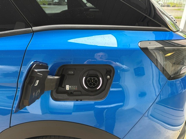 PEUGEOT 3008 300e Hybrid4 GT Pack EAT8-image-22