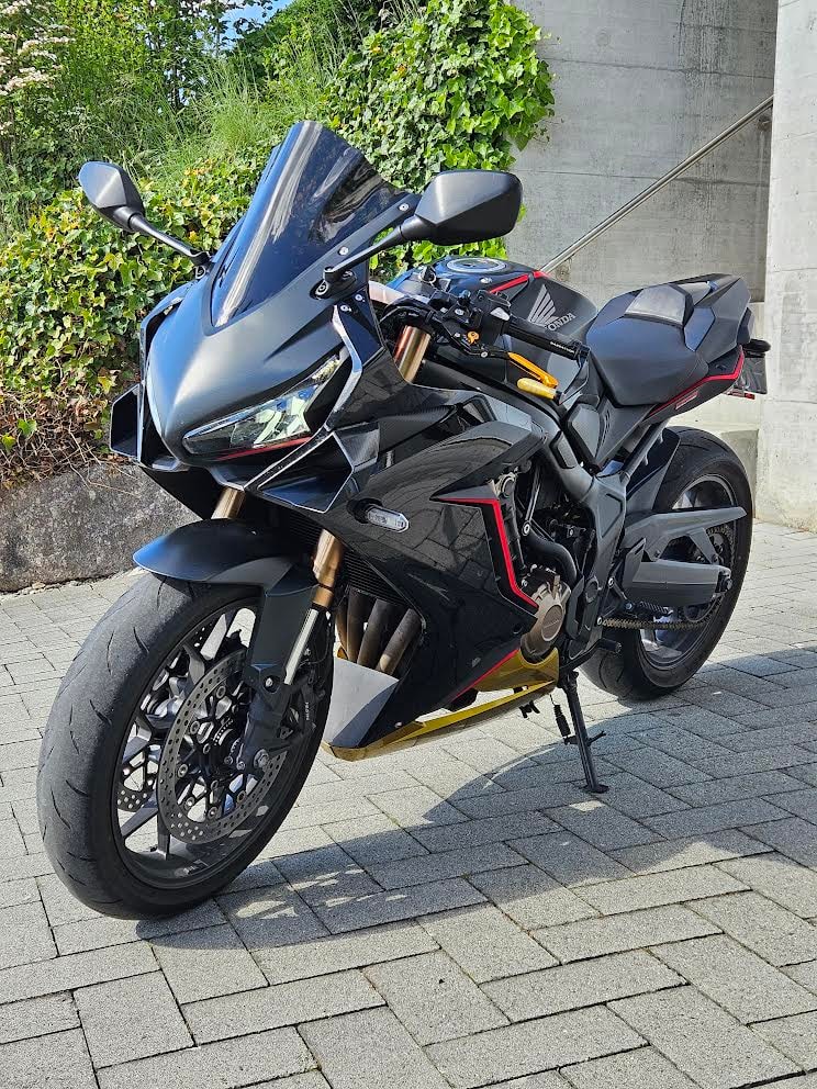 HONDA CBR 650 R ABS-image-2