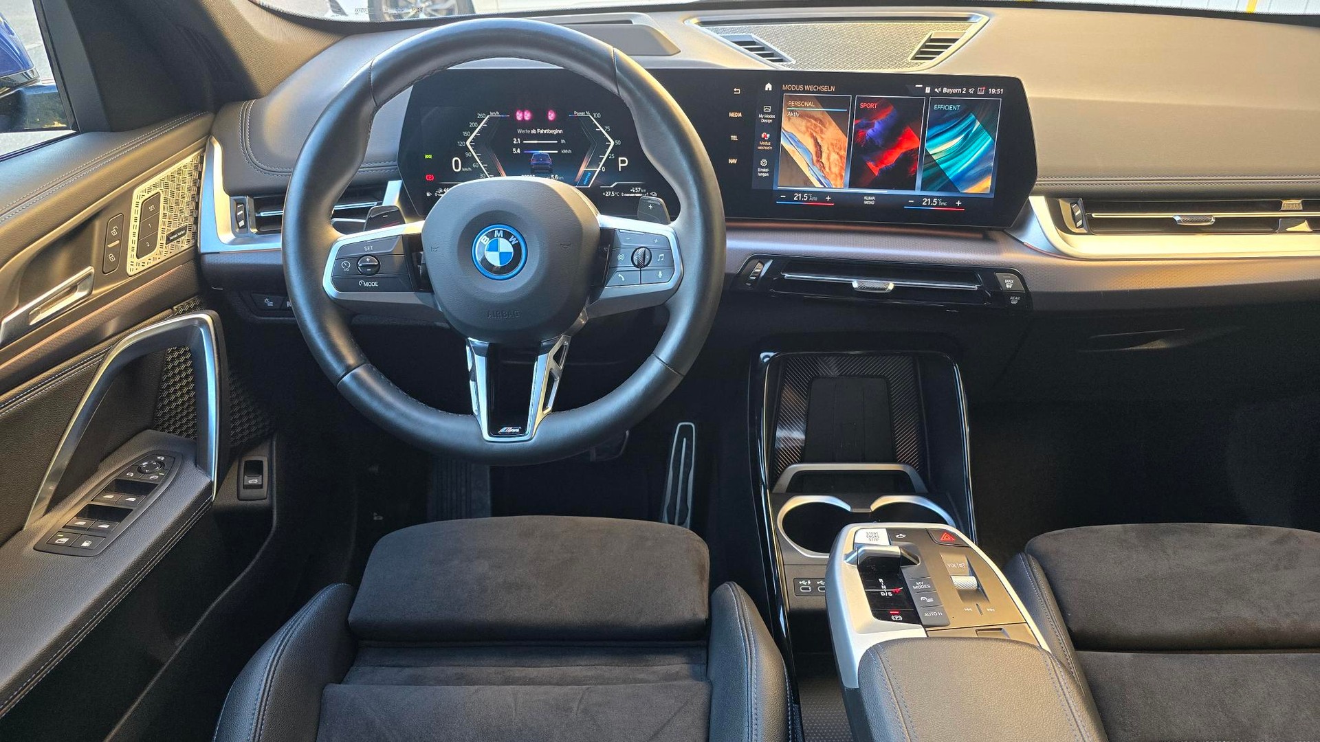 BMW X1 xDrive 30e M Sport-image-14