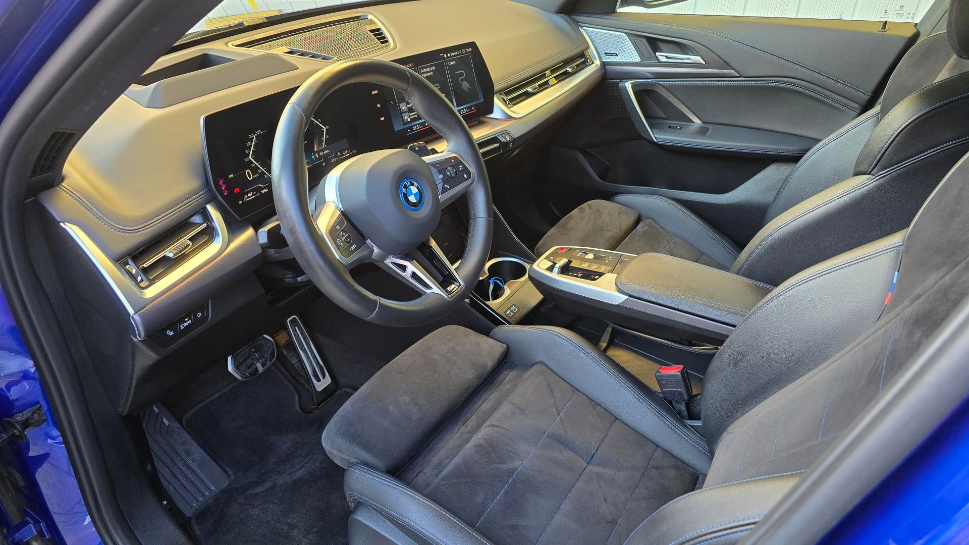 BMW X1 xDrive 30e M Sport-image-23