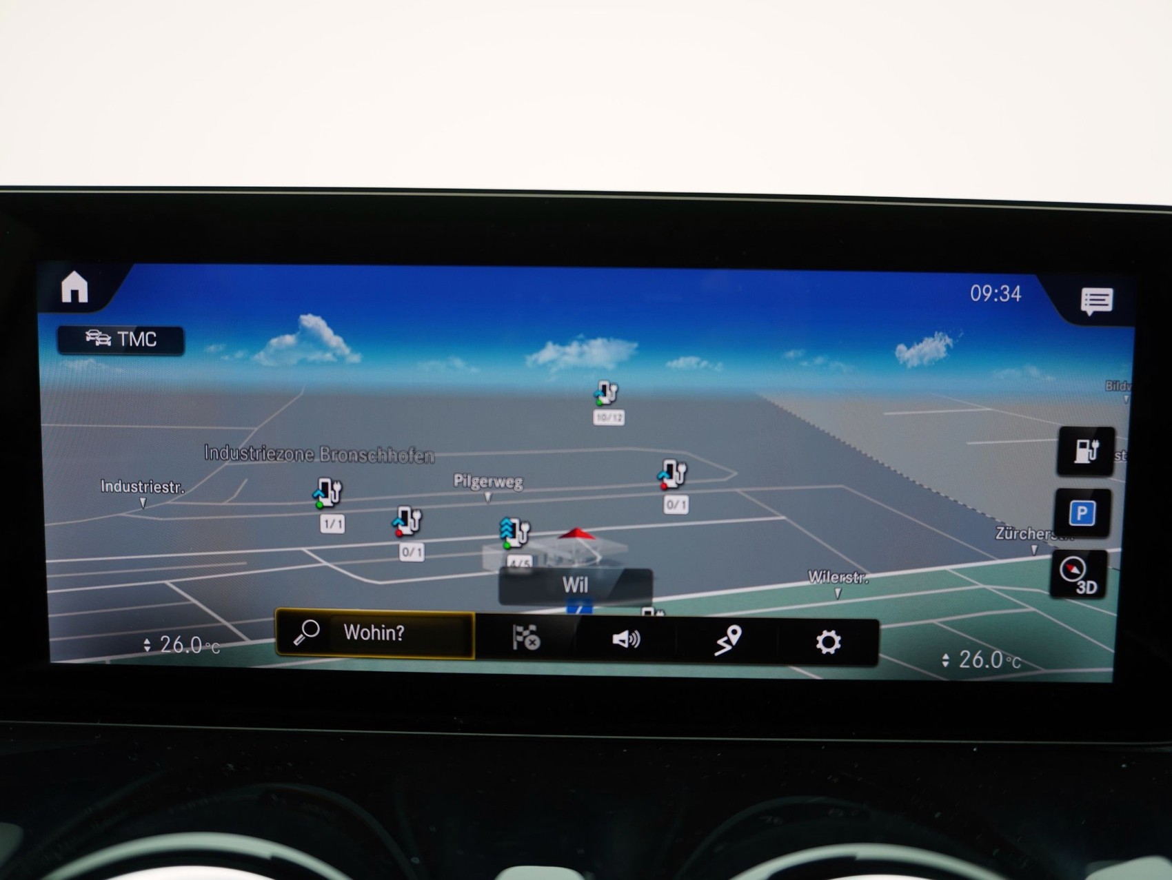 MERCEDES-BENZ EQB 300 AMG Line 4Matic-image-23