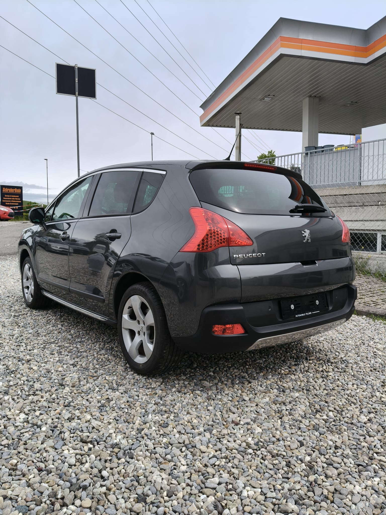 PEUGEOT 3008 1.6 16V T Platinum Tiptronic Sport Pack-image-3