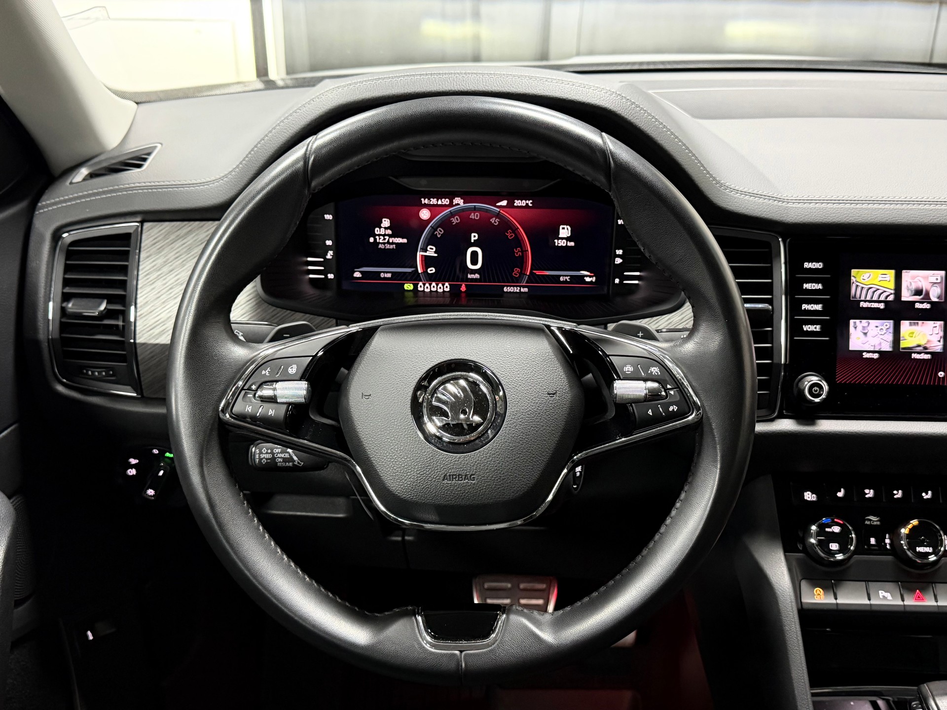 SKODA Kodiaq 2.0 TDI CR Style 4x4 DSG-image-12