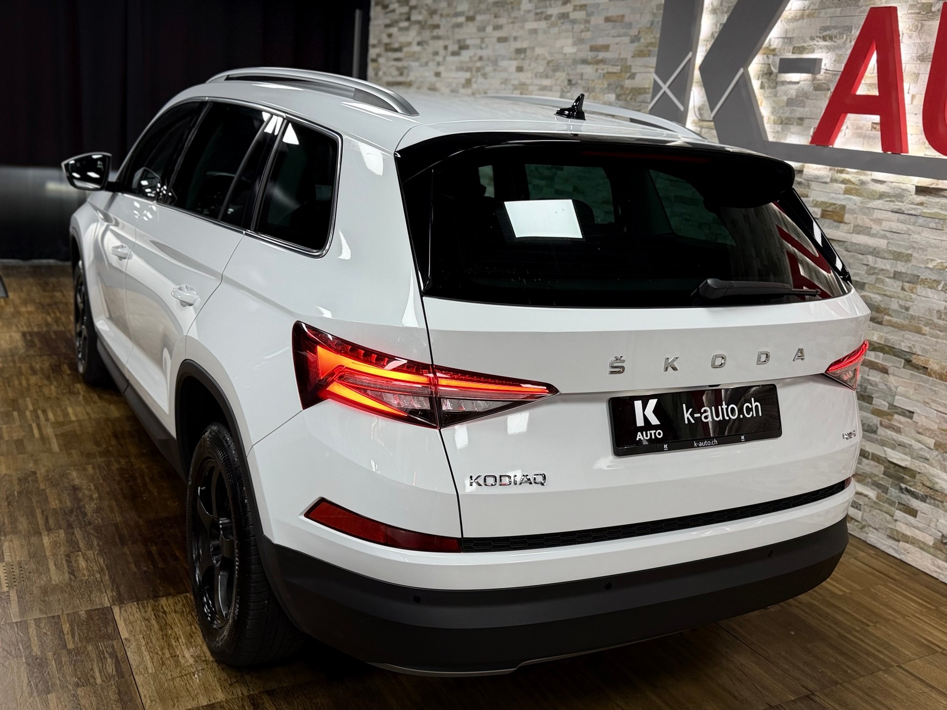 SKODA Kodiaq 2.0 TDI CR Style 4x4 DSG-showroom-element-1