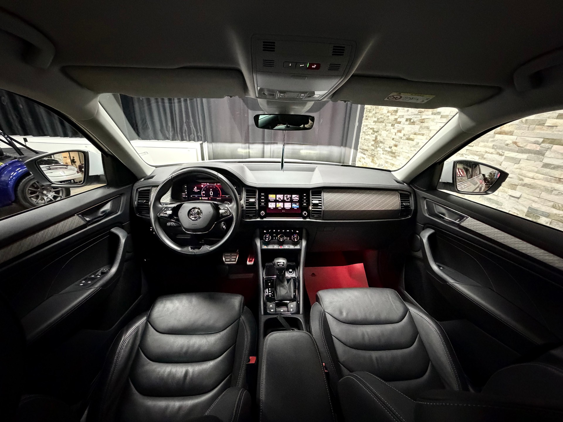 SKODA Kodiaq 2.0 TDI CR Style 4x4 DSG-image-24
