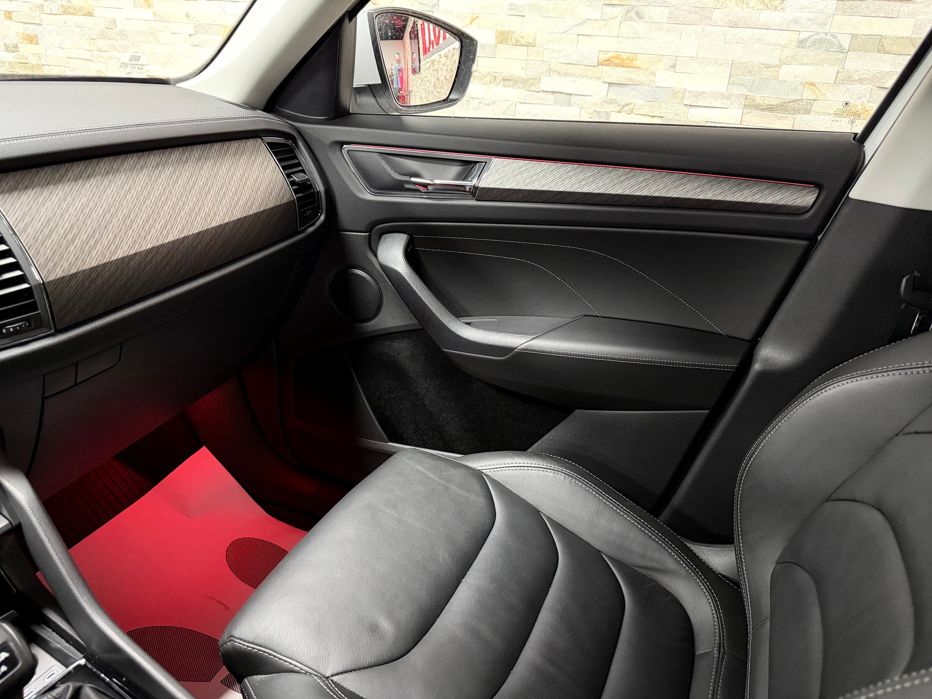 SKODA Kodiaq 2.0 TDI CR Style 4x4 DSG-image-21