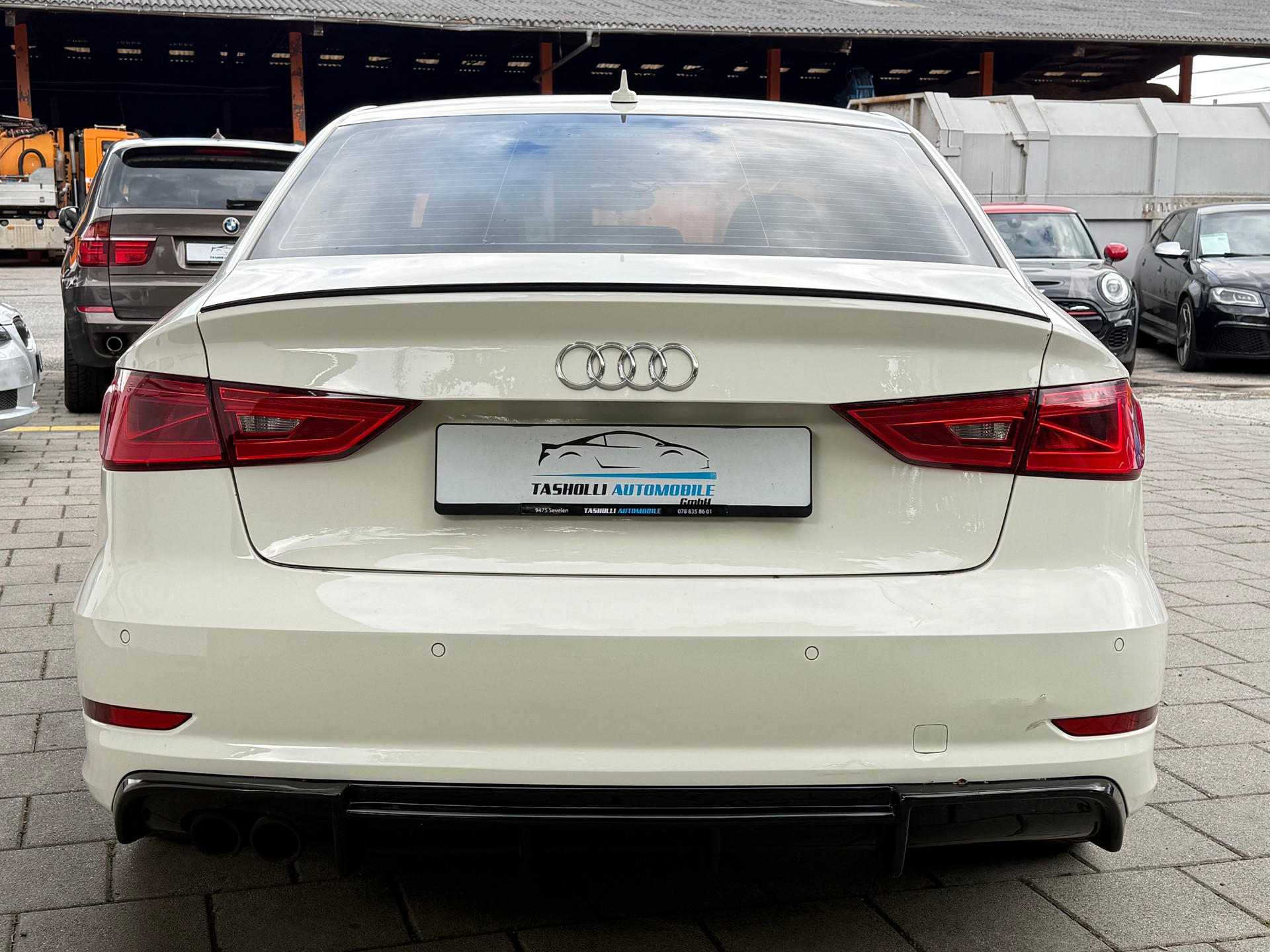 AUDI A3 Limousine 2.0 TDI Attraction-image-4