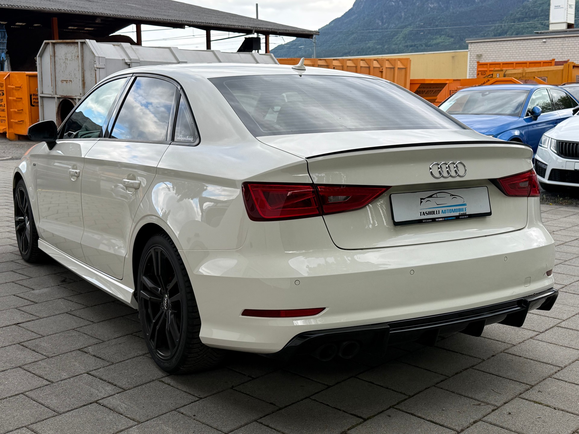 AUDI A3 Limousine 2.0 TDI Attraction-image-3