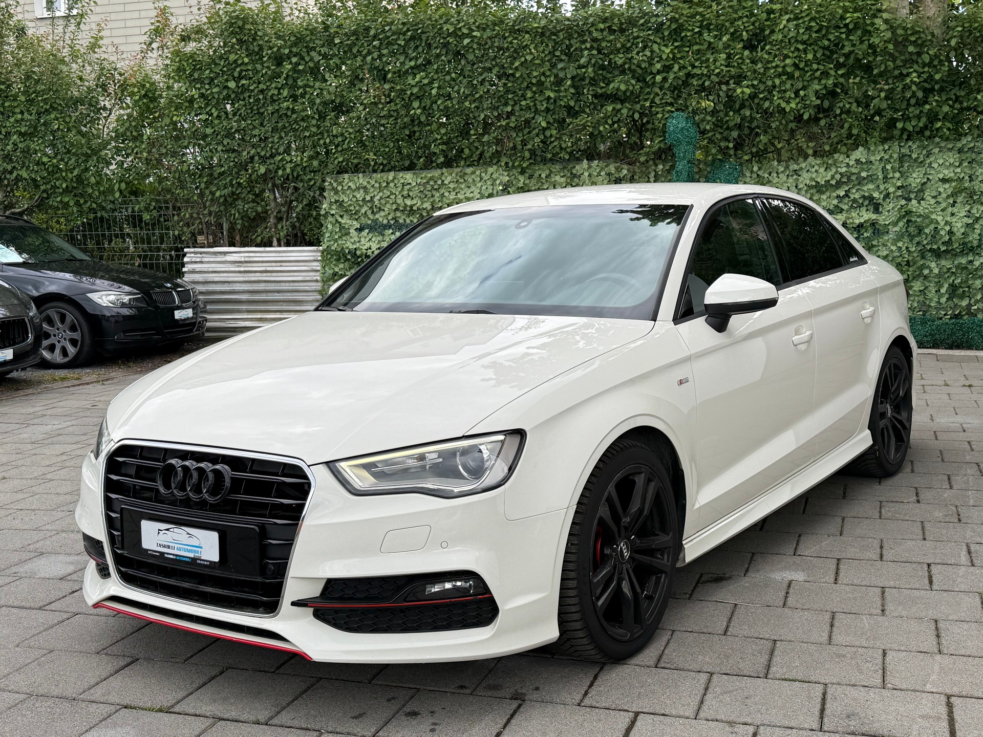 AUDI A3 Limousine 2.0 TDI Attraction-image-2