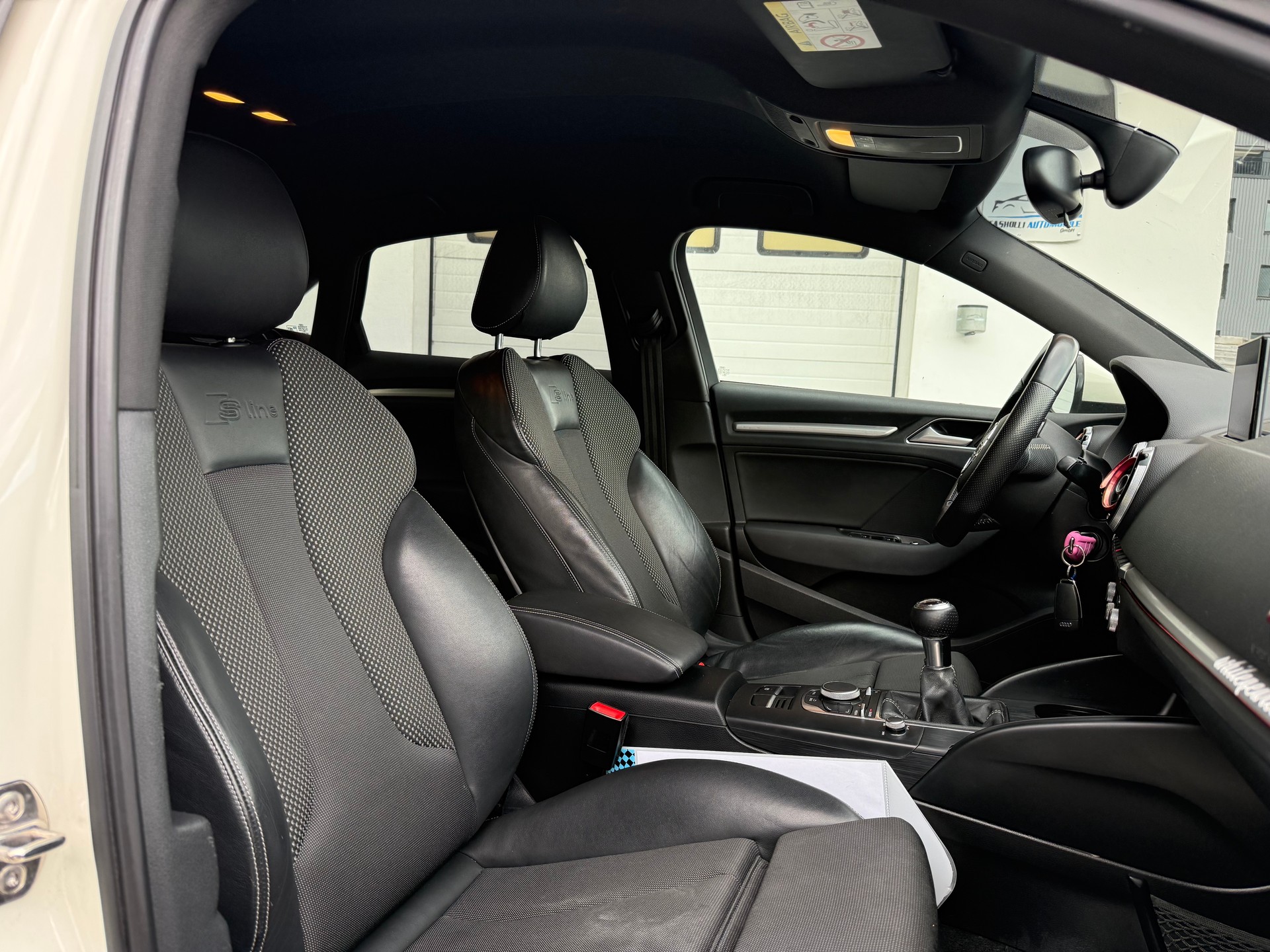 AUDI A3 Limousine 2.0 TDI Attraction-image-8