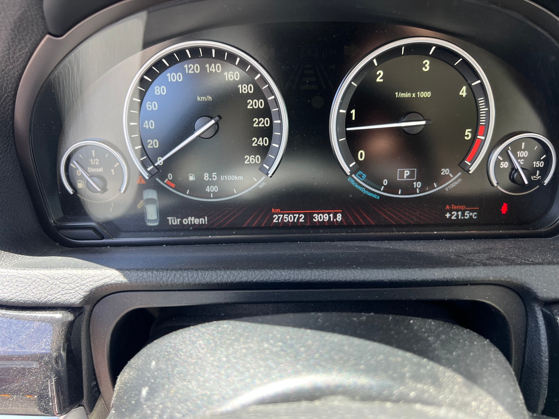 BMW 530d xDrive GT Steptronic *** Navigation * Standheizung * Leder * Sitzbelüftung * Head -Up Display * 8 fachbereift ***-image-15