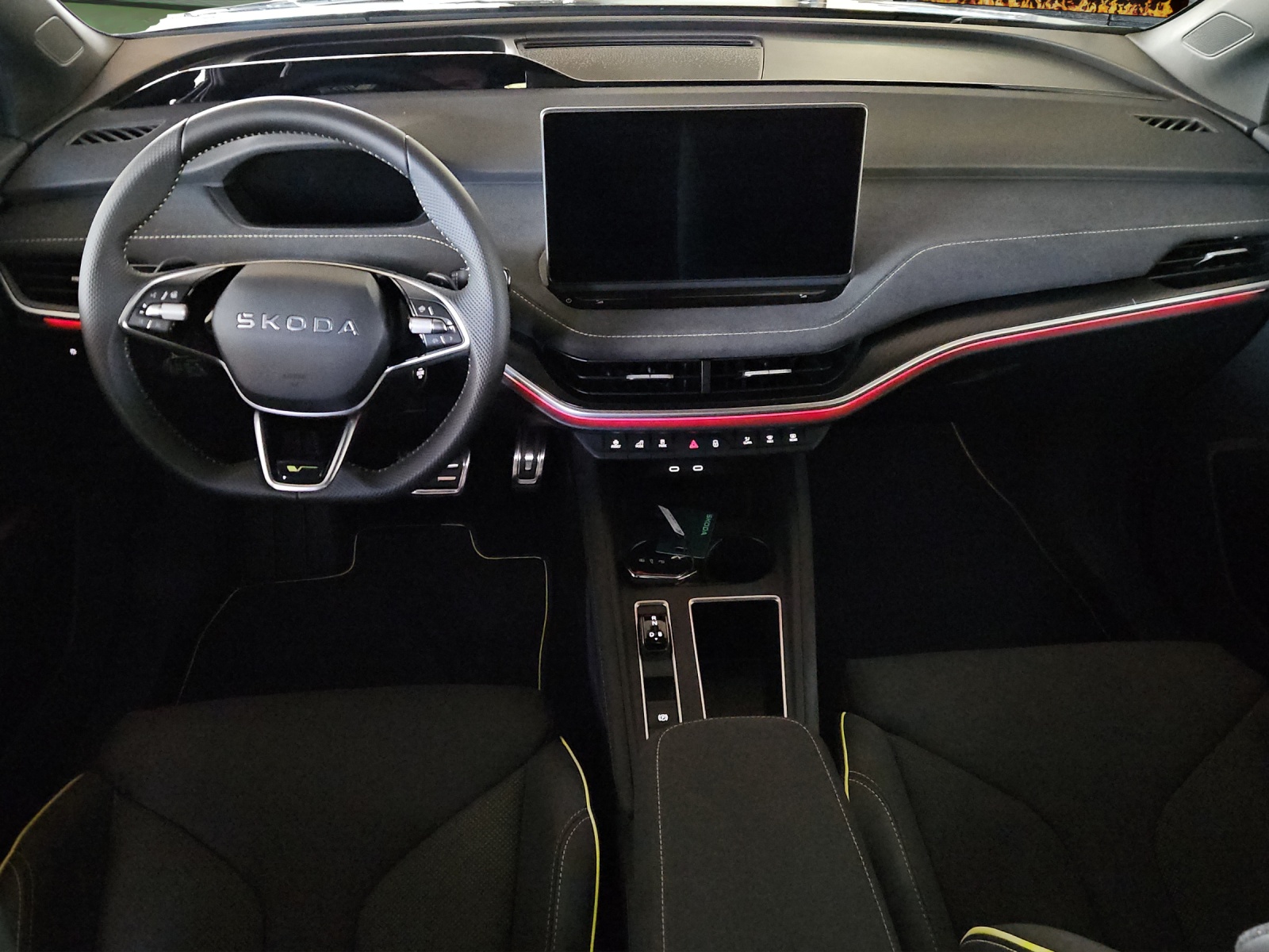 SKODA Enyaq 4x4 RS-image-6