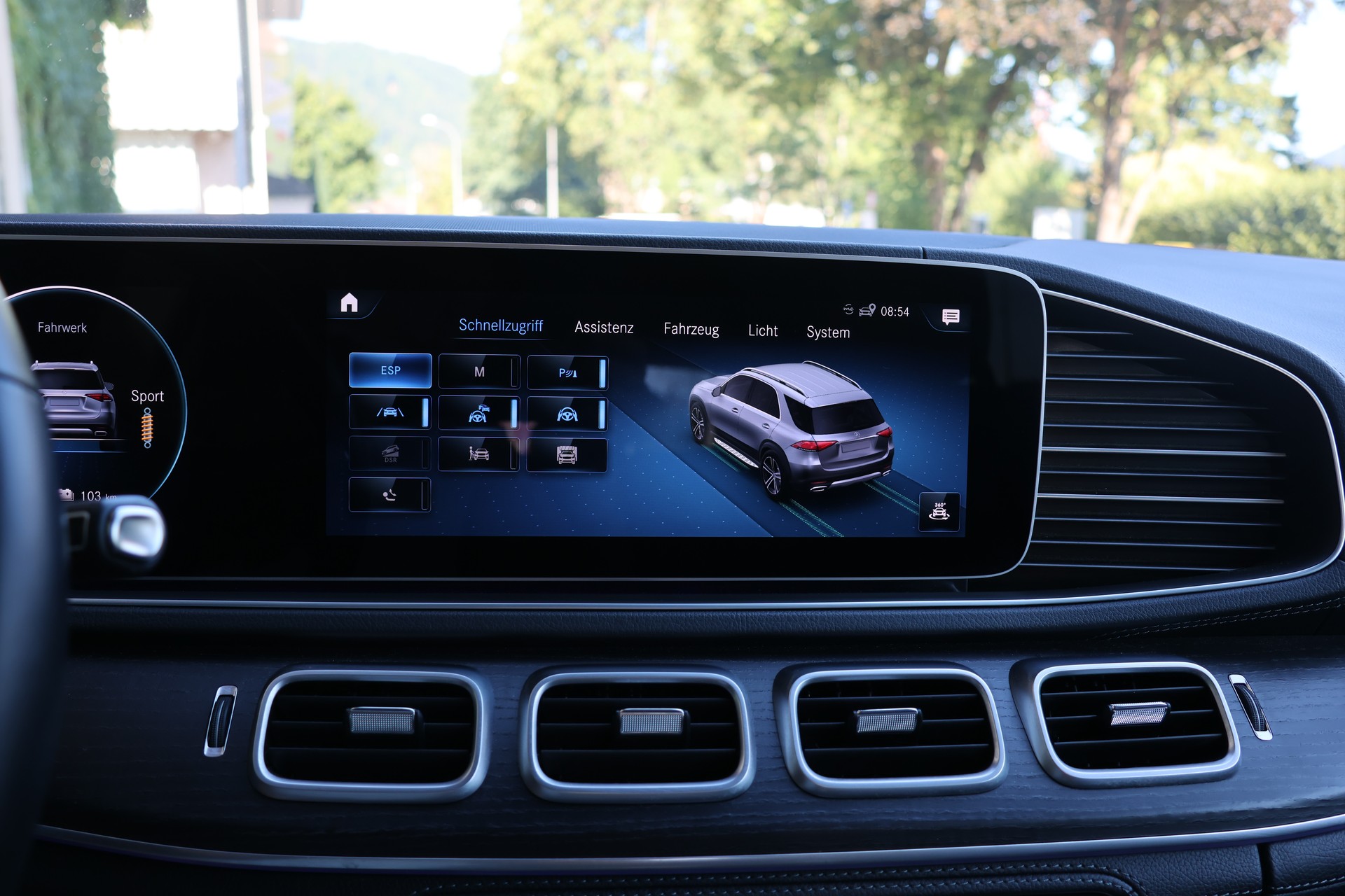 MERCEDES-BENZ GLE 350 de 4Matic AMG Line 9G-Tronic-image-29
