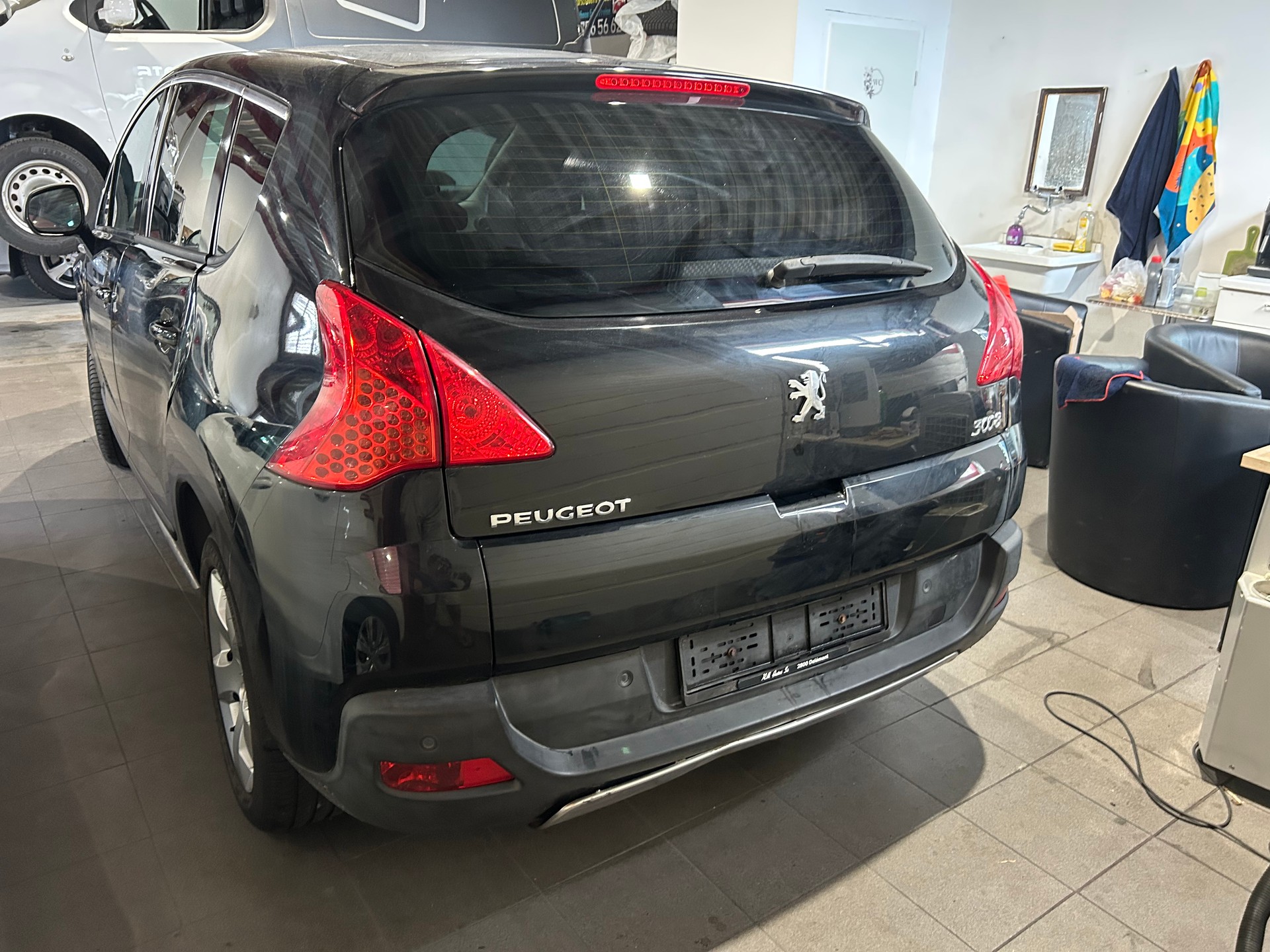 PEUGEOT 3008 1.6 MFK und frisch Service-image-4